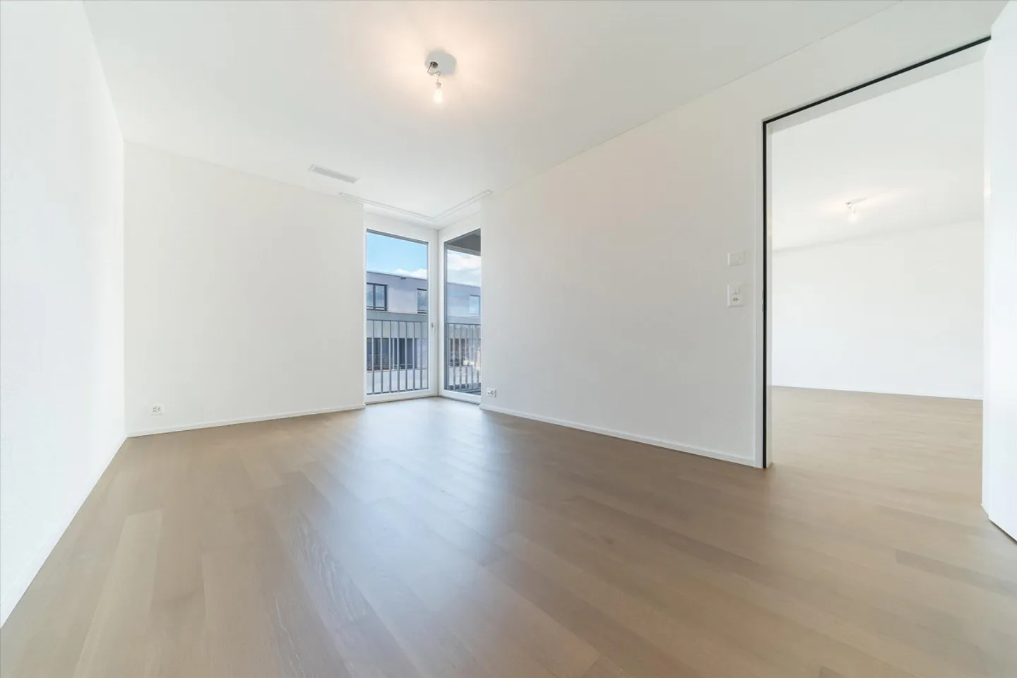 Appartamento ultramoderno direttamente alla stazione di Suhr - Foto 7 di 7