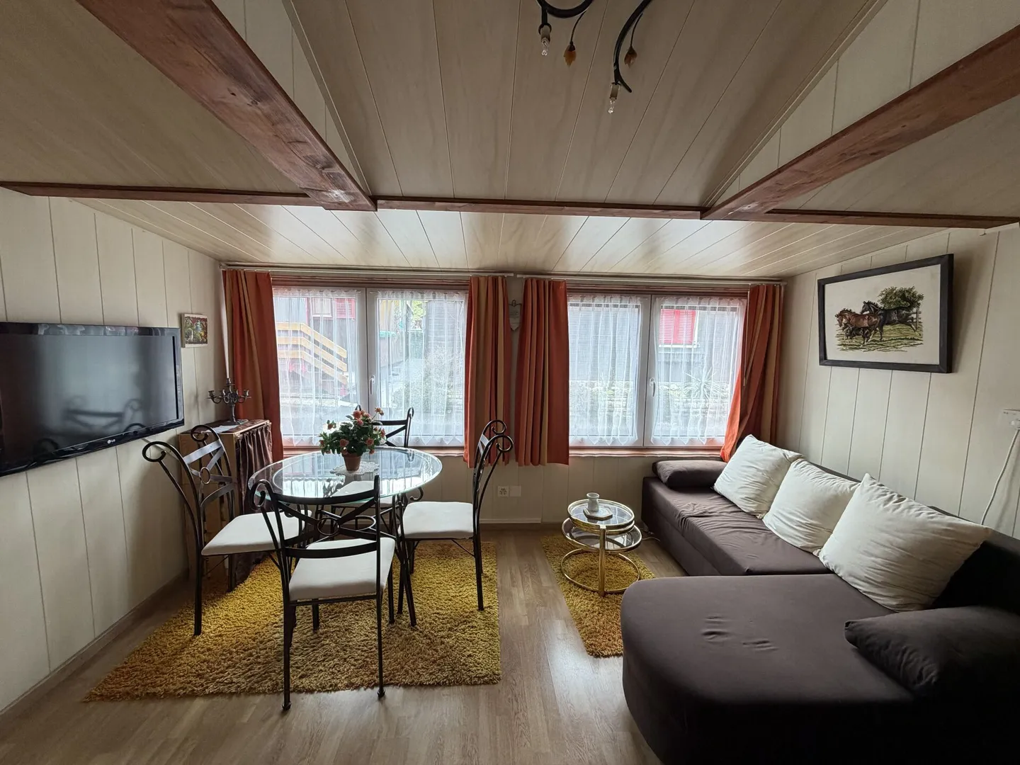 À vendre : Chalet douillet dans la verdure - Photo 4 sur 11