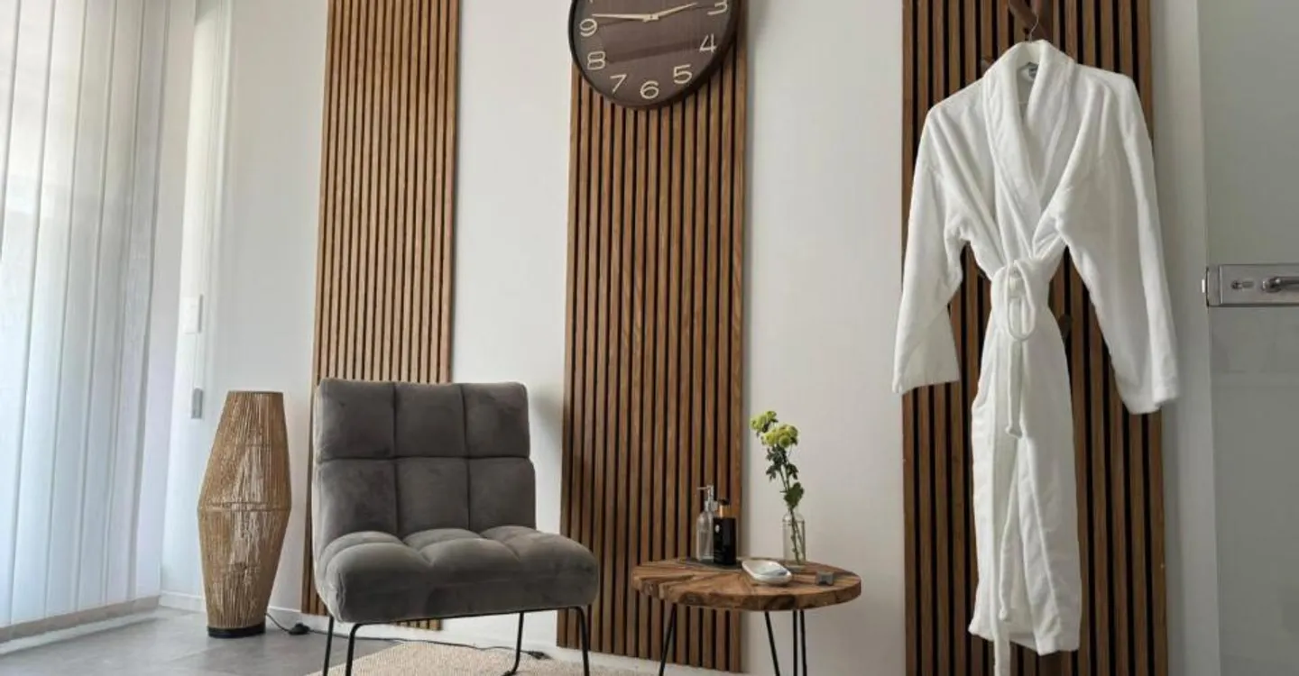 Wellness Cabin Rental in Vésenaz - Photo 2 of 6