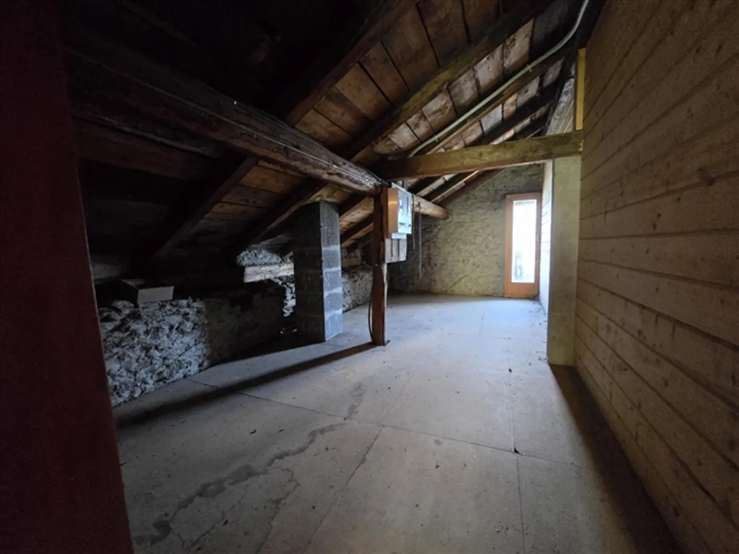 Casa bifamiliare con 3,5 stanze / Giardino, posti auto, Carnotzet e box garage - Foto 10 di 10