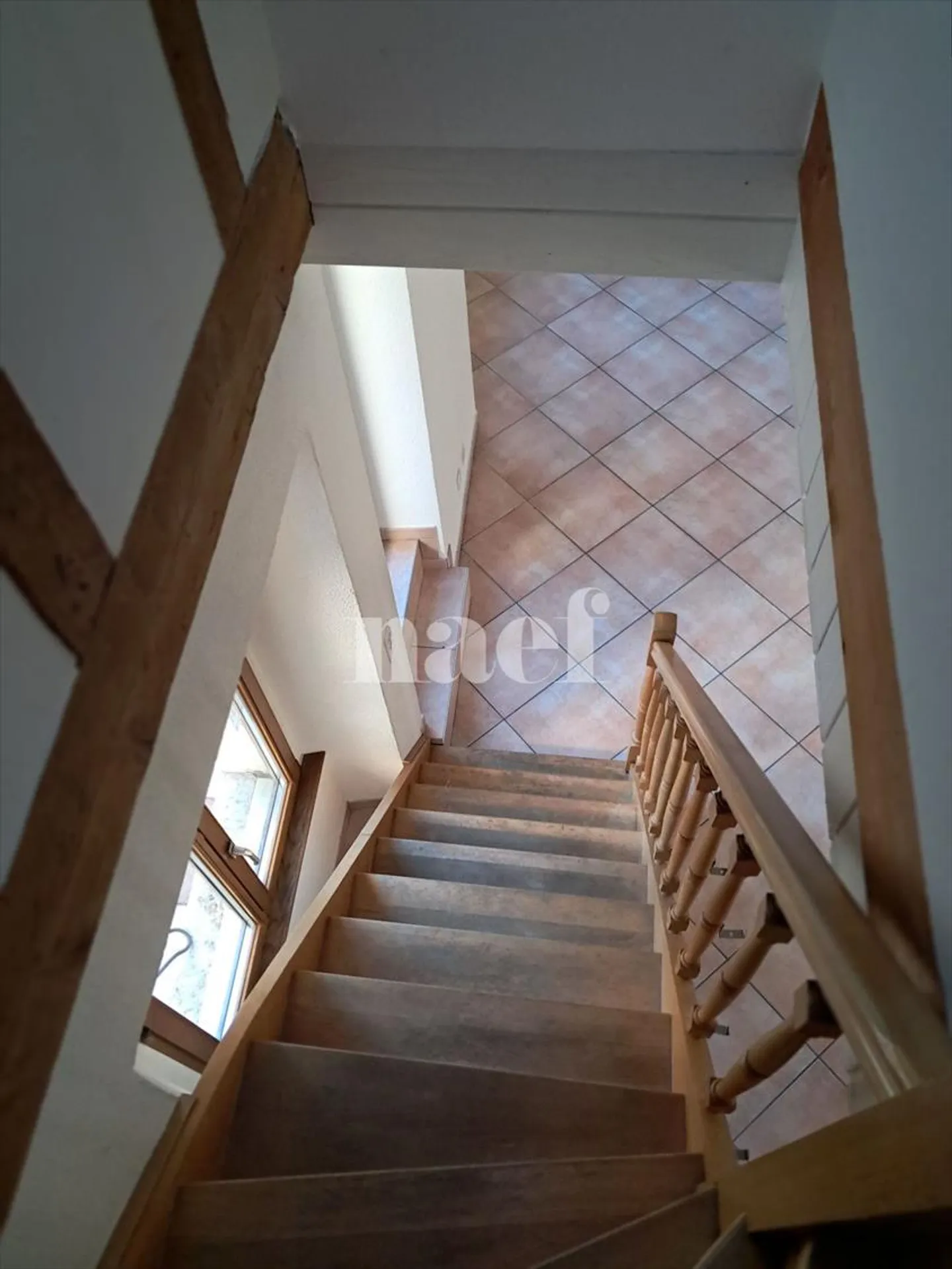 RARE ! Duplex de 2 pièces dans immeuble de charme sur la Place du Marché - Photo 6 sur 12