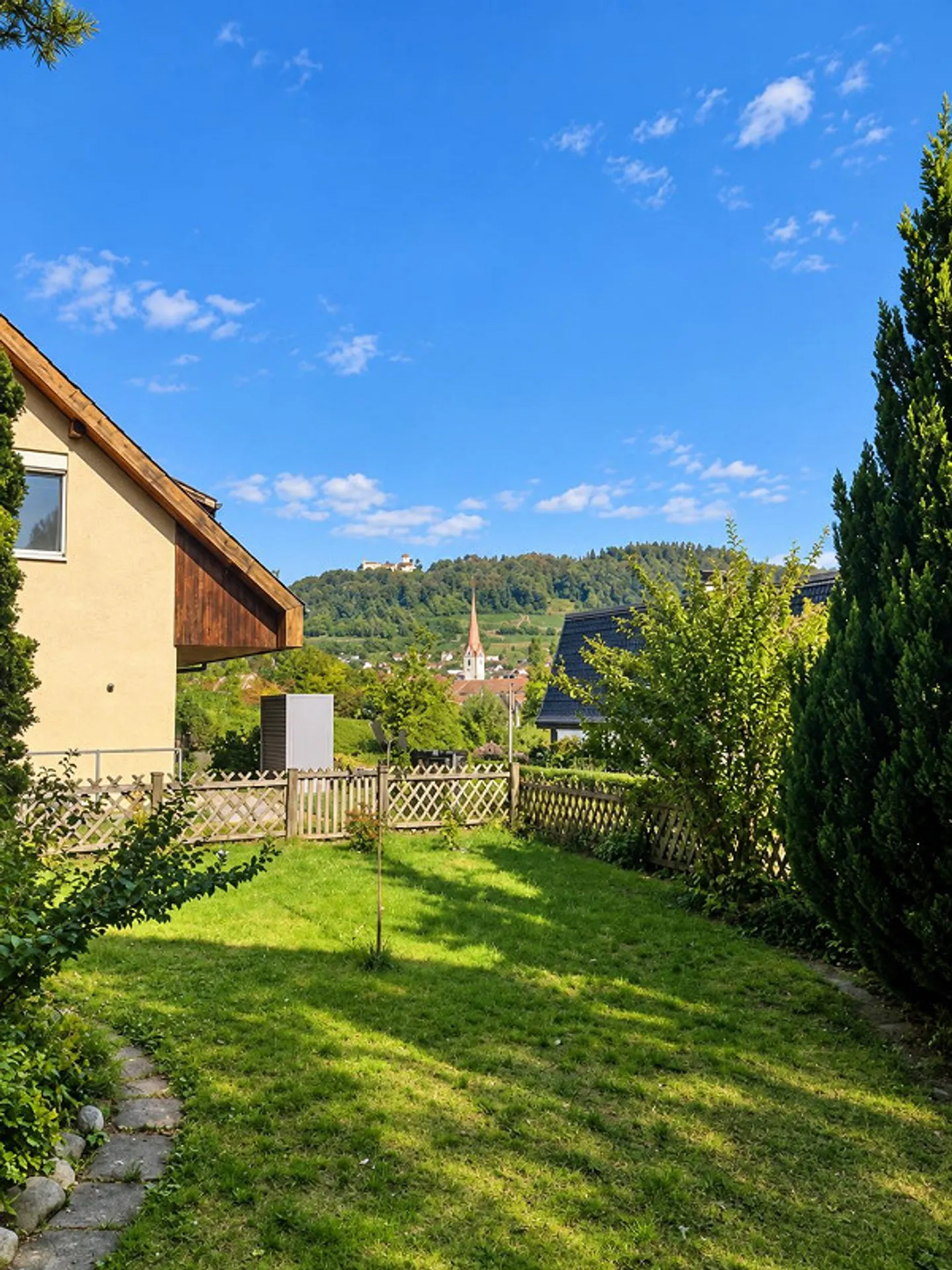 Vivre avec une belle vue sur Stein am Rhein. - Photo 3 sur 7