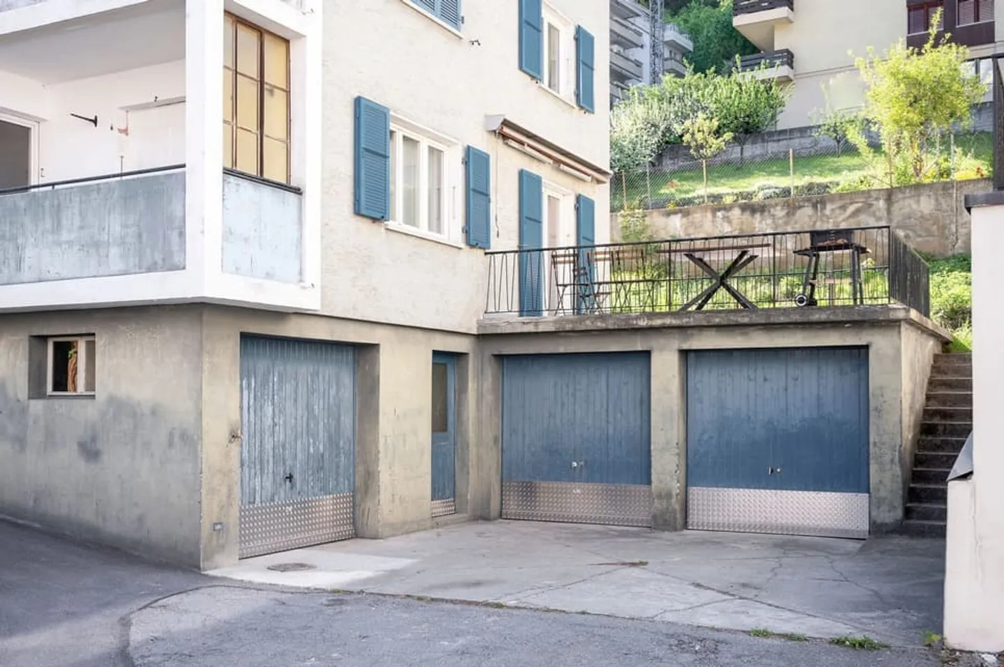 Location d'espace de stockage pour archives, meubles, divers - Photo 2 sur 4