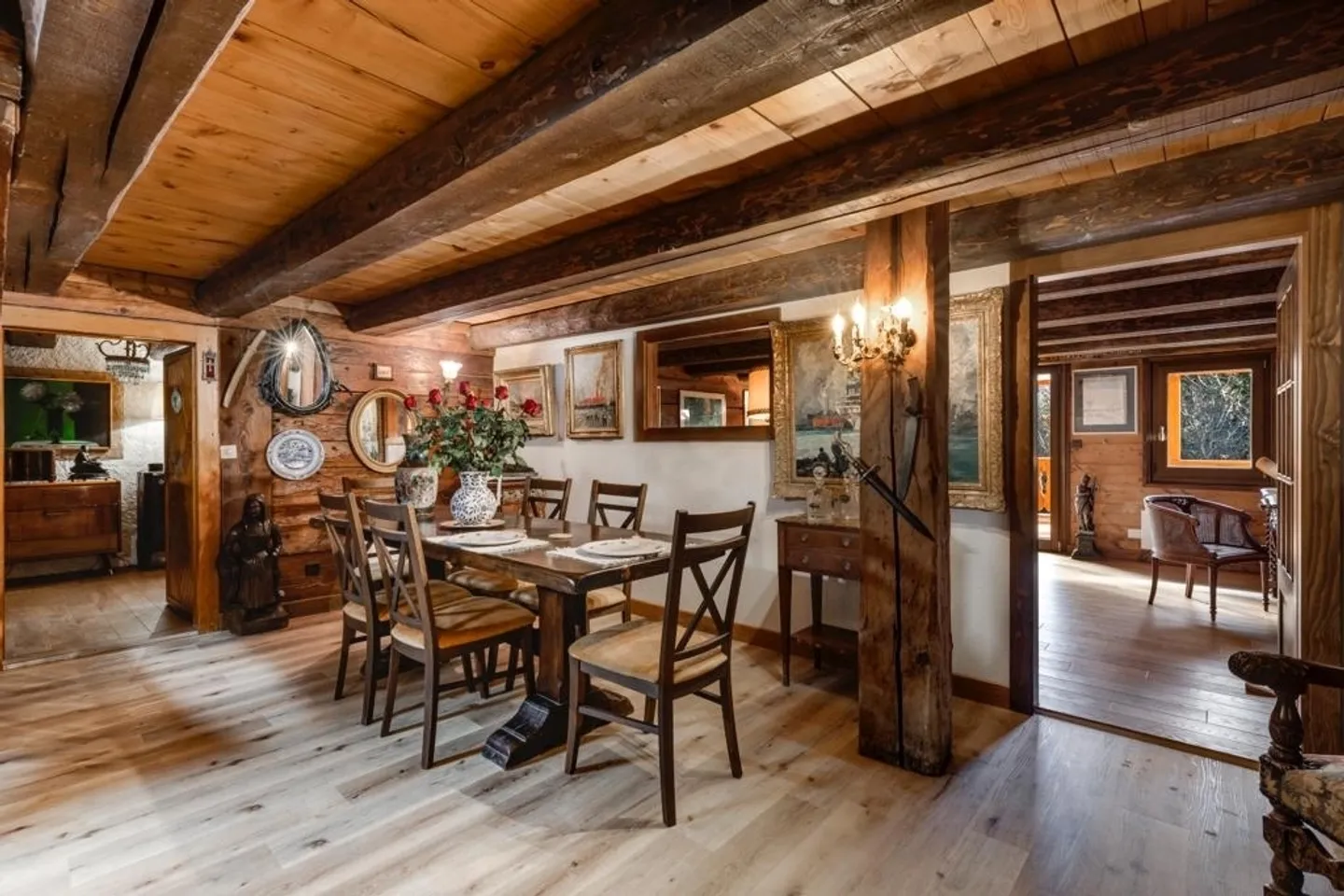 Charming chalet located between Morgins and Troistorrents with 5.5 rooms in an idyllic setting. - Photo 7 of 13