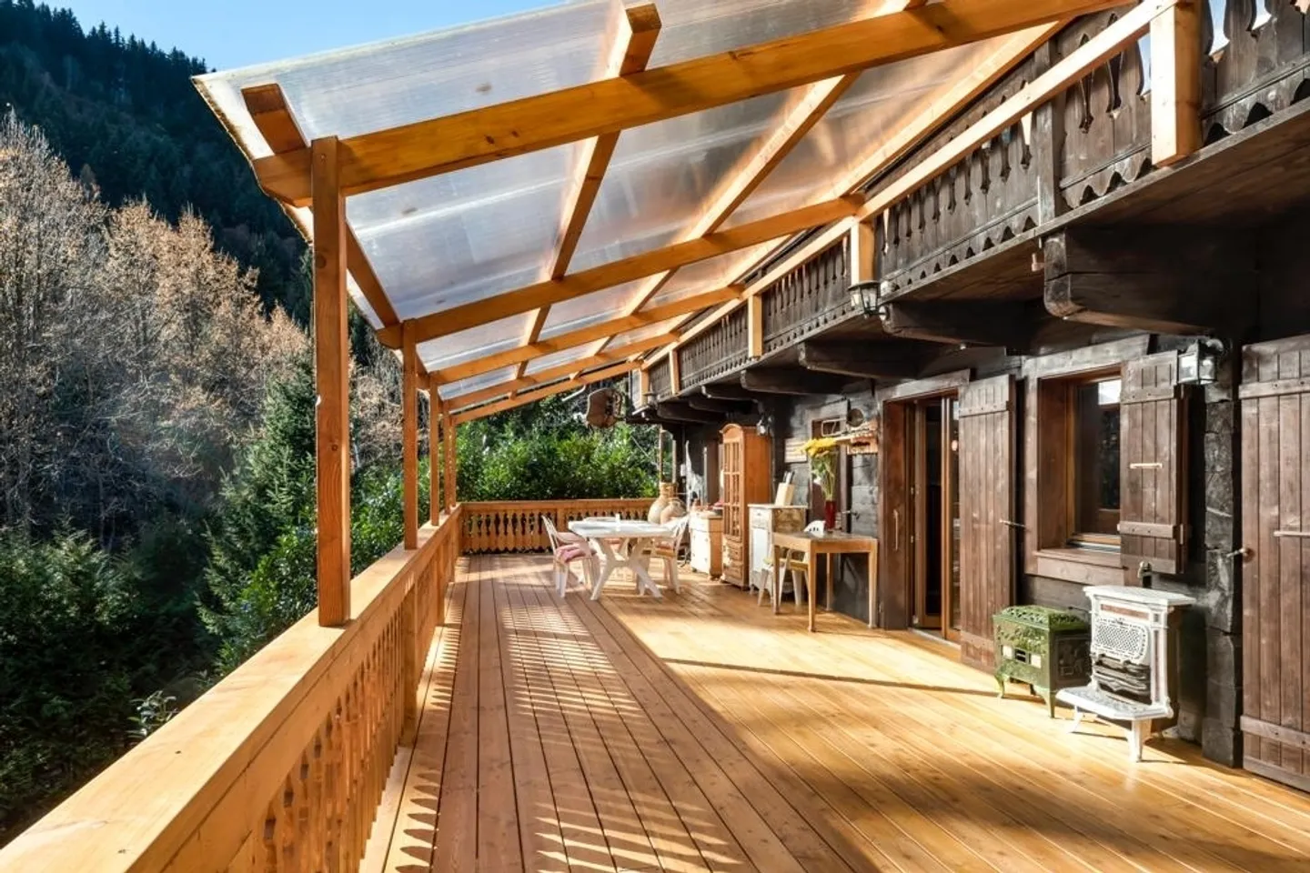 Charming chalet located between Morgins and Troistorrents with 5.5 rooms in an idyllic setting. - Photo 10 of 13