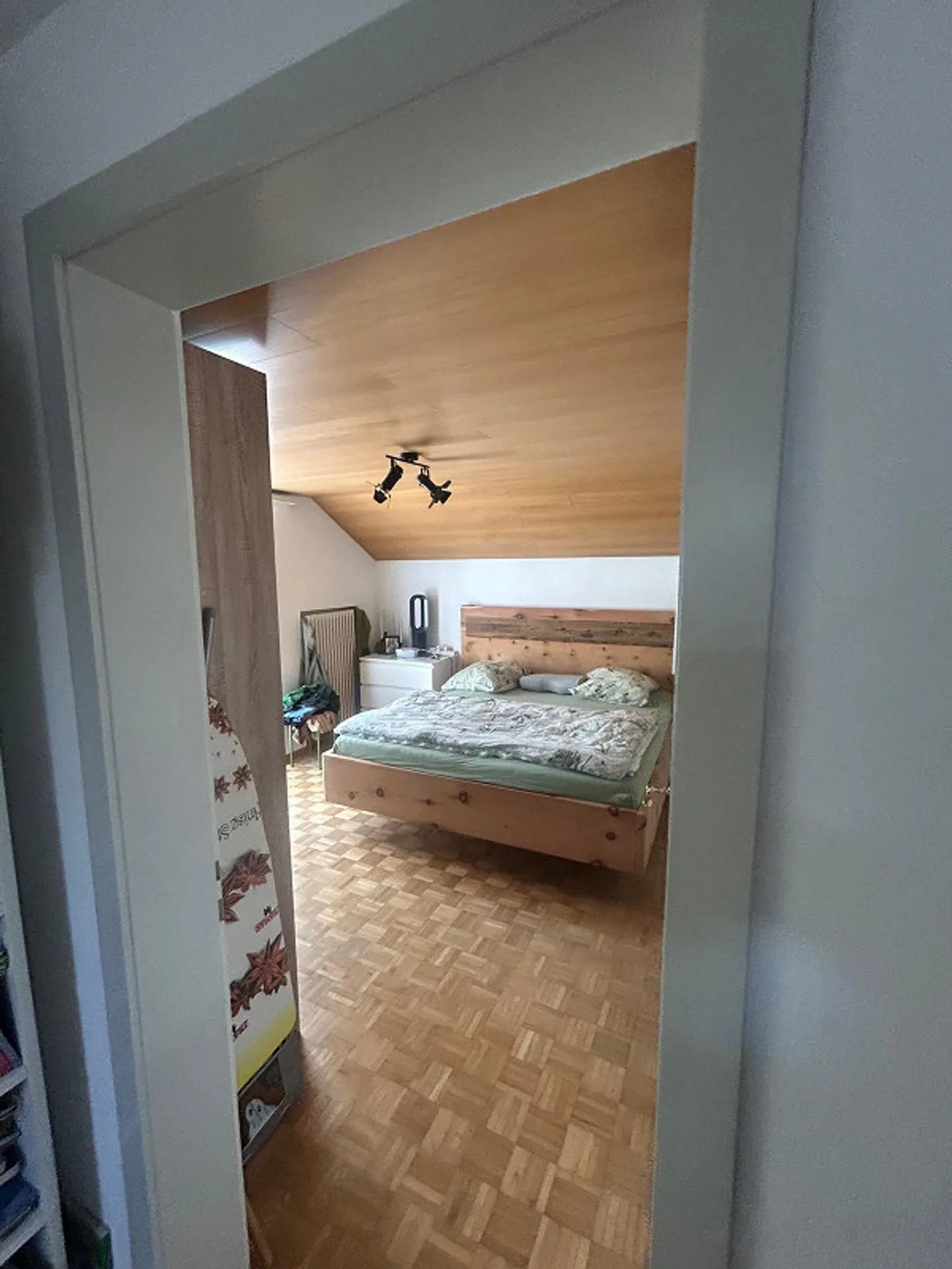 5½ -Zimmer-Einfamilienhaus mit grossem Garten - Foto 7 von 15