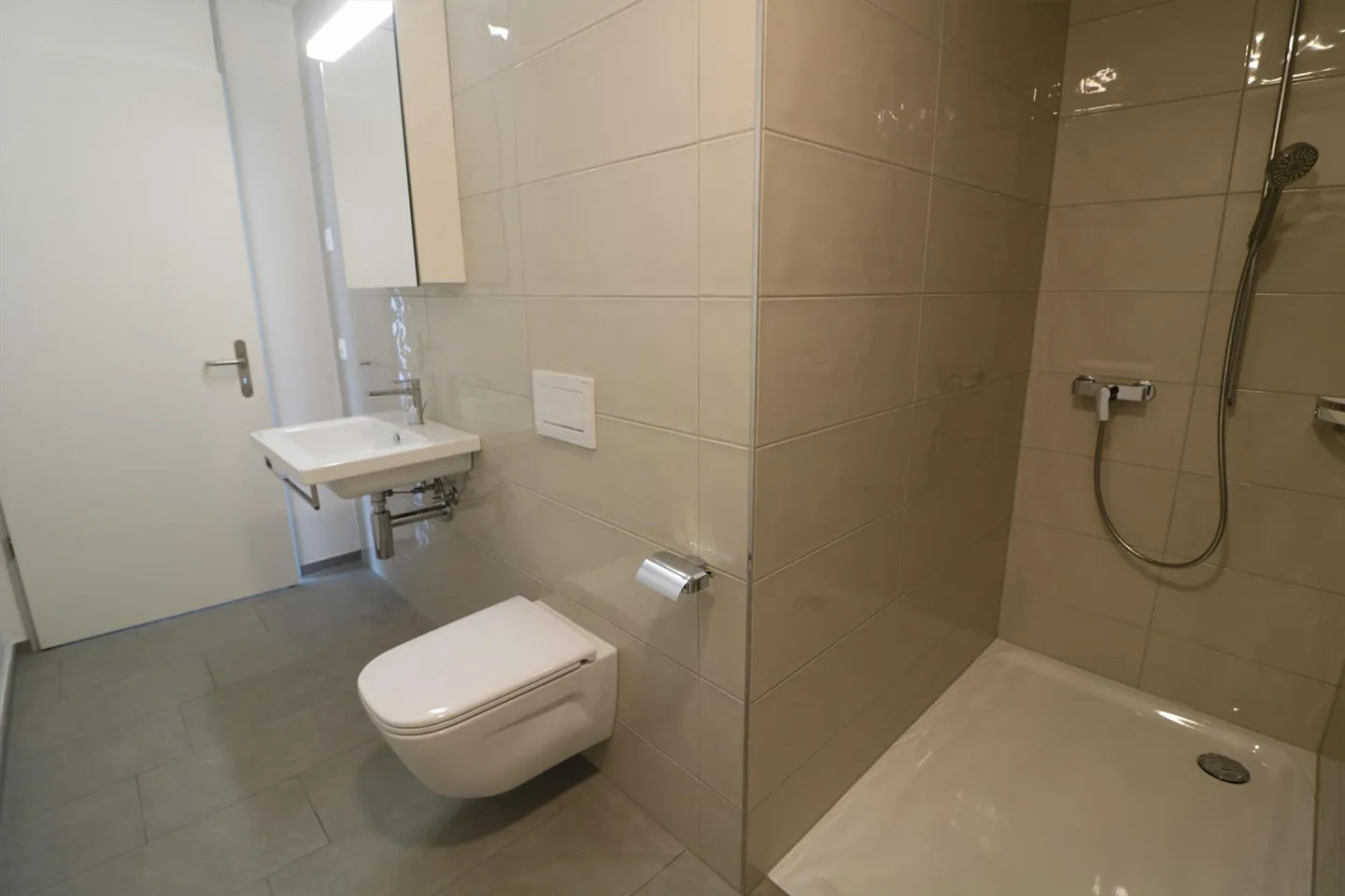 Appartamento moderno da sogno di 3.5 stanze! - Foto 6 di 7