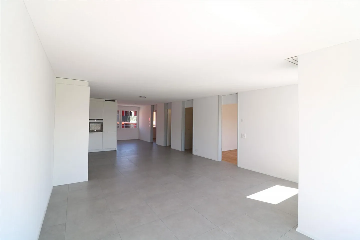 Appartamento moderno da sogno di 3.5 stanze! - Foto 3 di 7