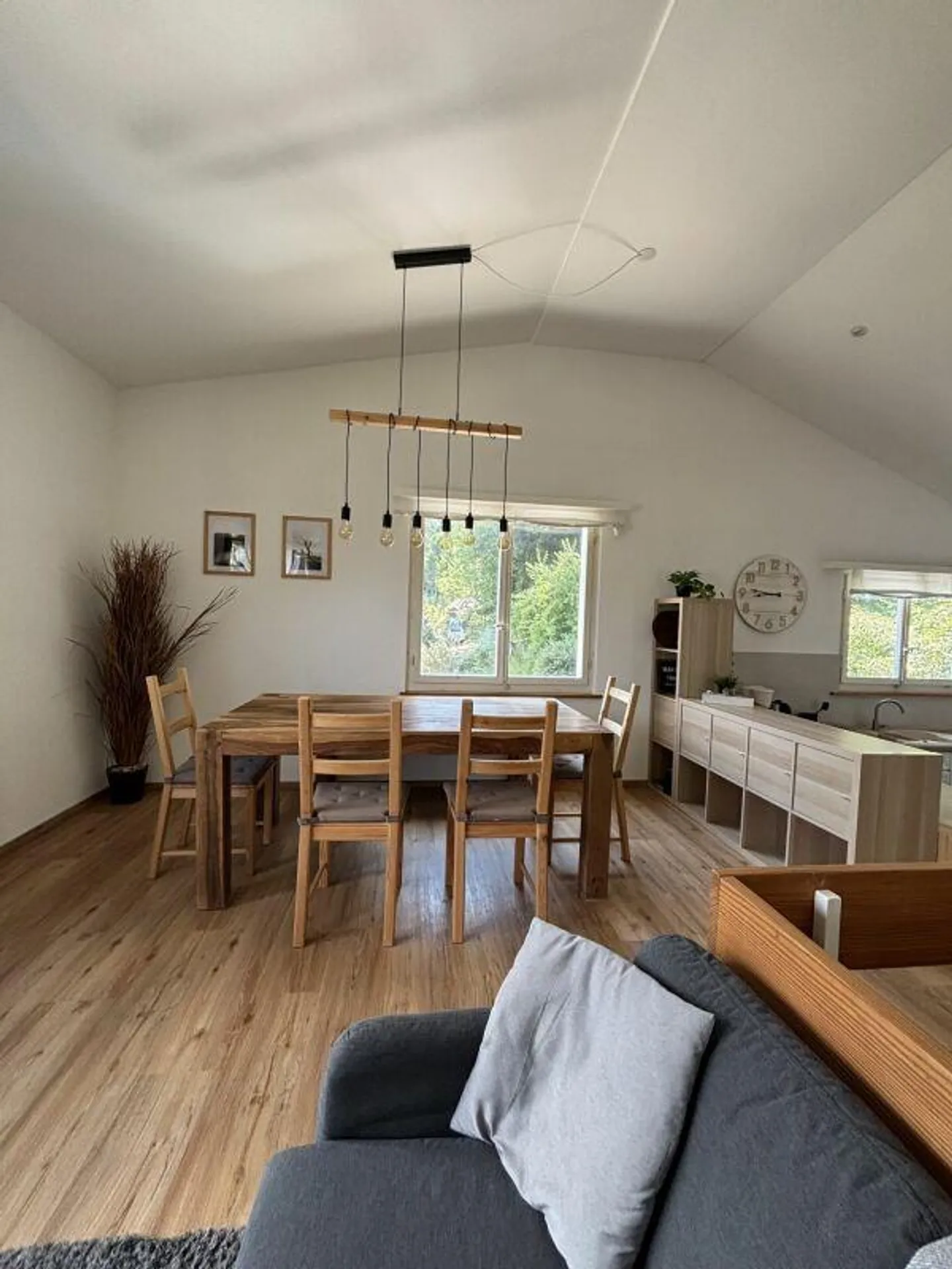 Charming 3.5-room holiday home with mountain view & garden - close to the golf course - Photo 3 of 21