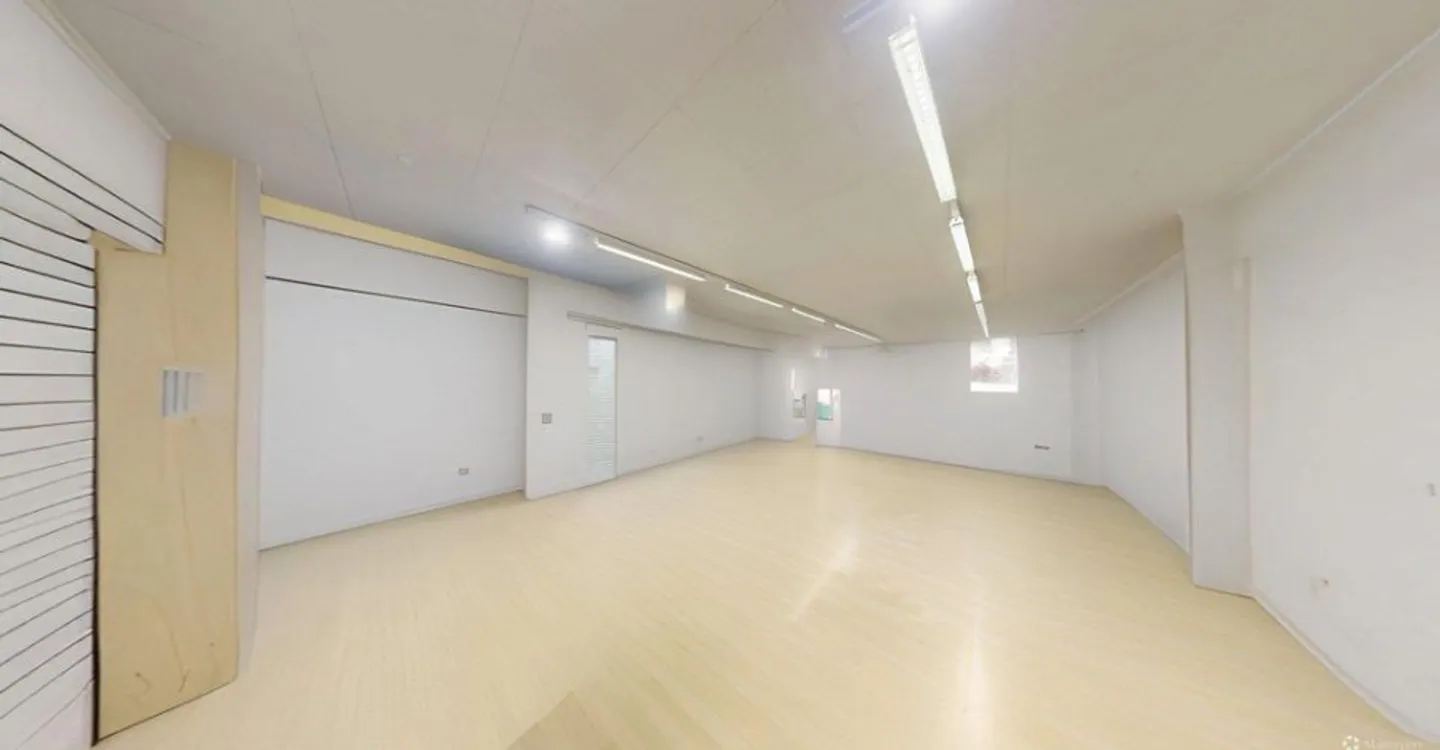 Spazio Commerciale a Écublens - Foto 5 di 8