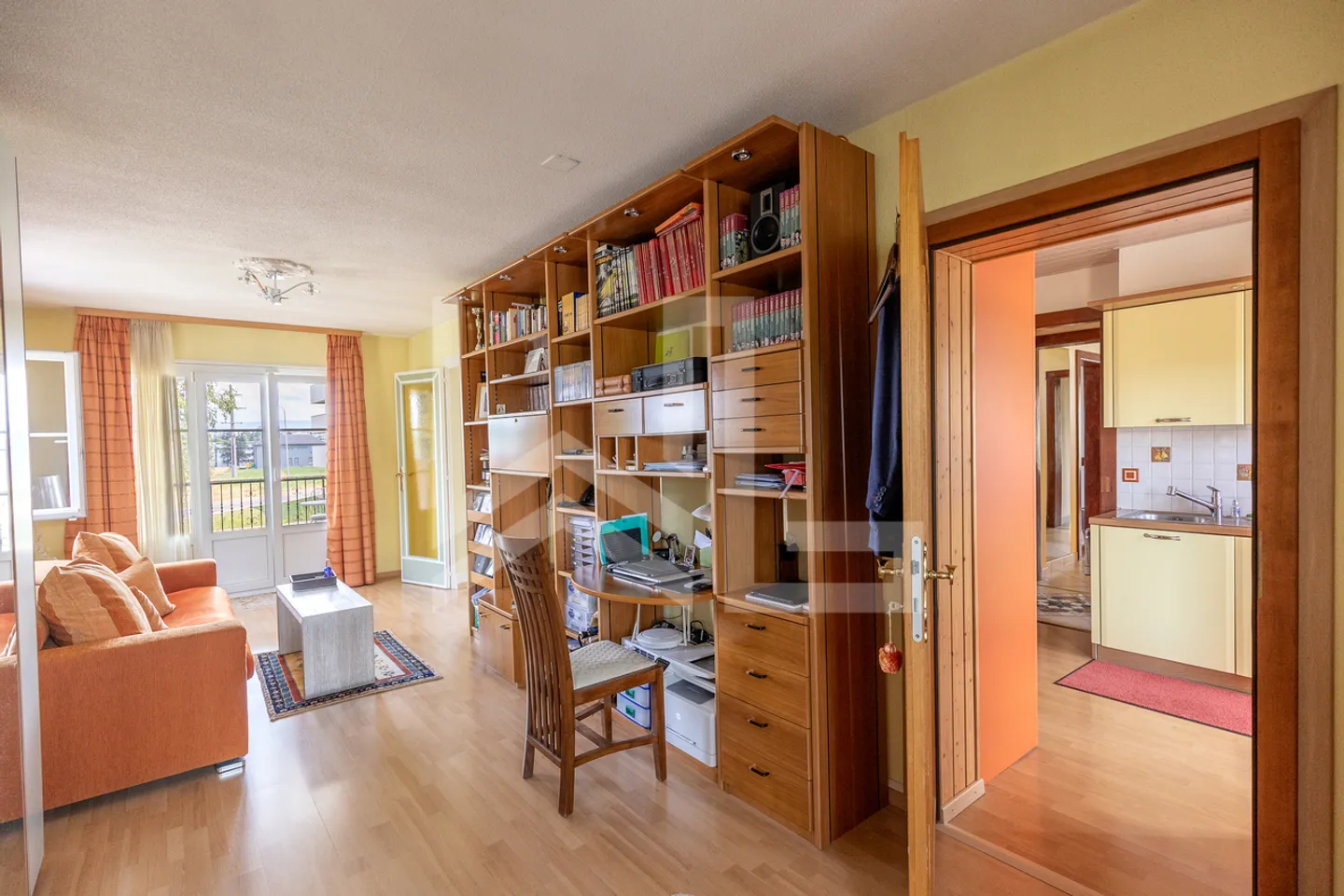 Wunderschöne Charakterbastide in den Höhenlagen von Nyon - Foto 8 von 17