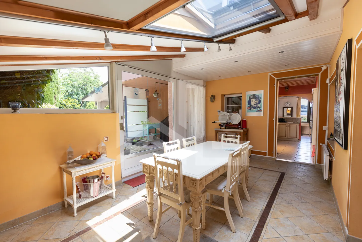 Wunderschöne Charakterbastide in den Höhenlagen von Nyon - Foto 12 von 17