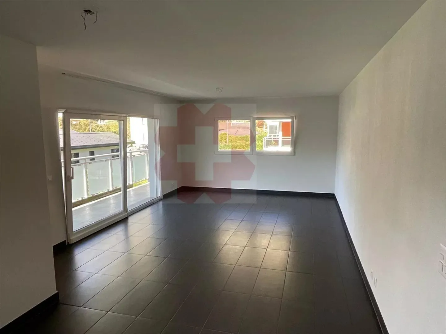 For Sale: Charming 4.5 Room Apartment in Magnot - Photo 5 of 6