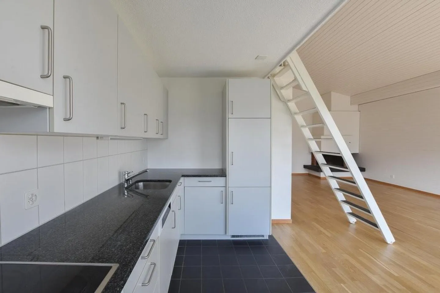 Grosszügige 3.5-Zimmerwohnung in Belp - Photo 2 sur 10