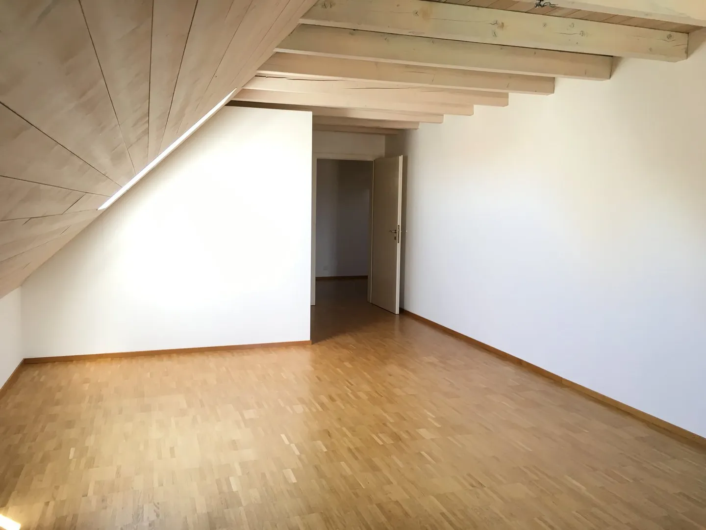 Appartamento mansardato di 3.5 locali – Hauptstrasse 40, Dornach - Foto 10 di 16