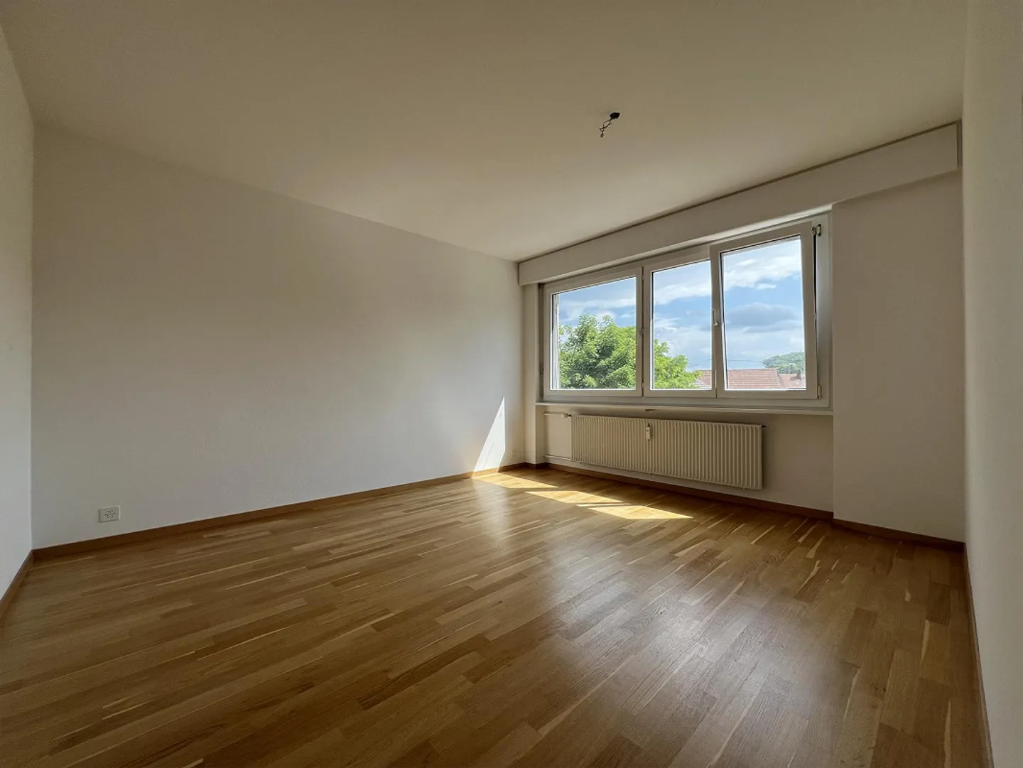 Charming 3-room apartment - Photo 3 of 6