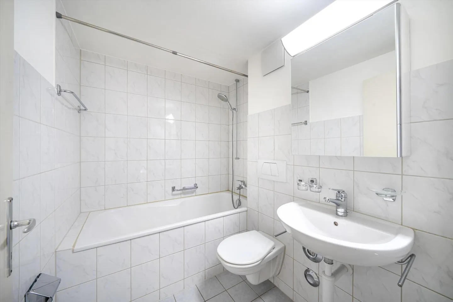 Appartamento duplex luminoso di 5 stanze - Foto 4 di 10