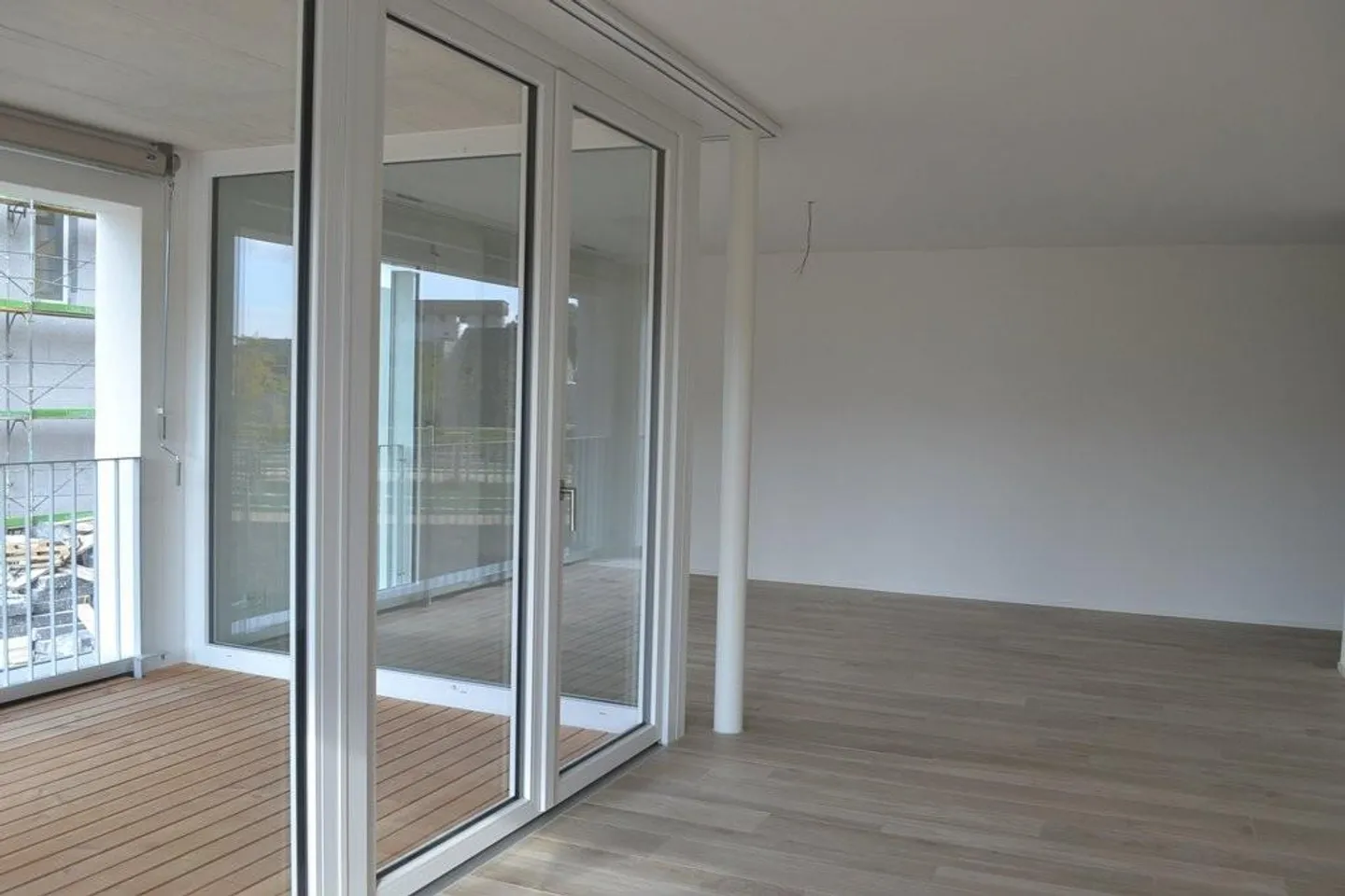 Appartamento moderno 4.5 stanze - Foto 3 di 10