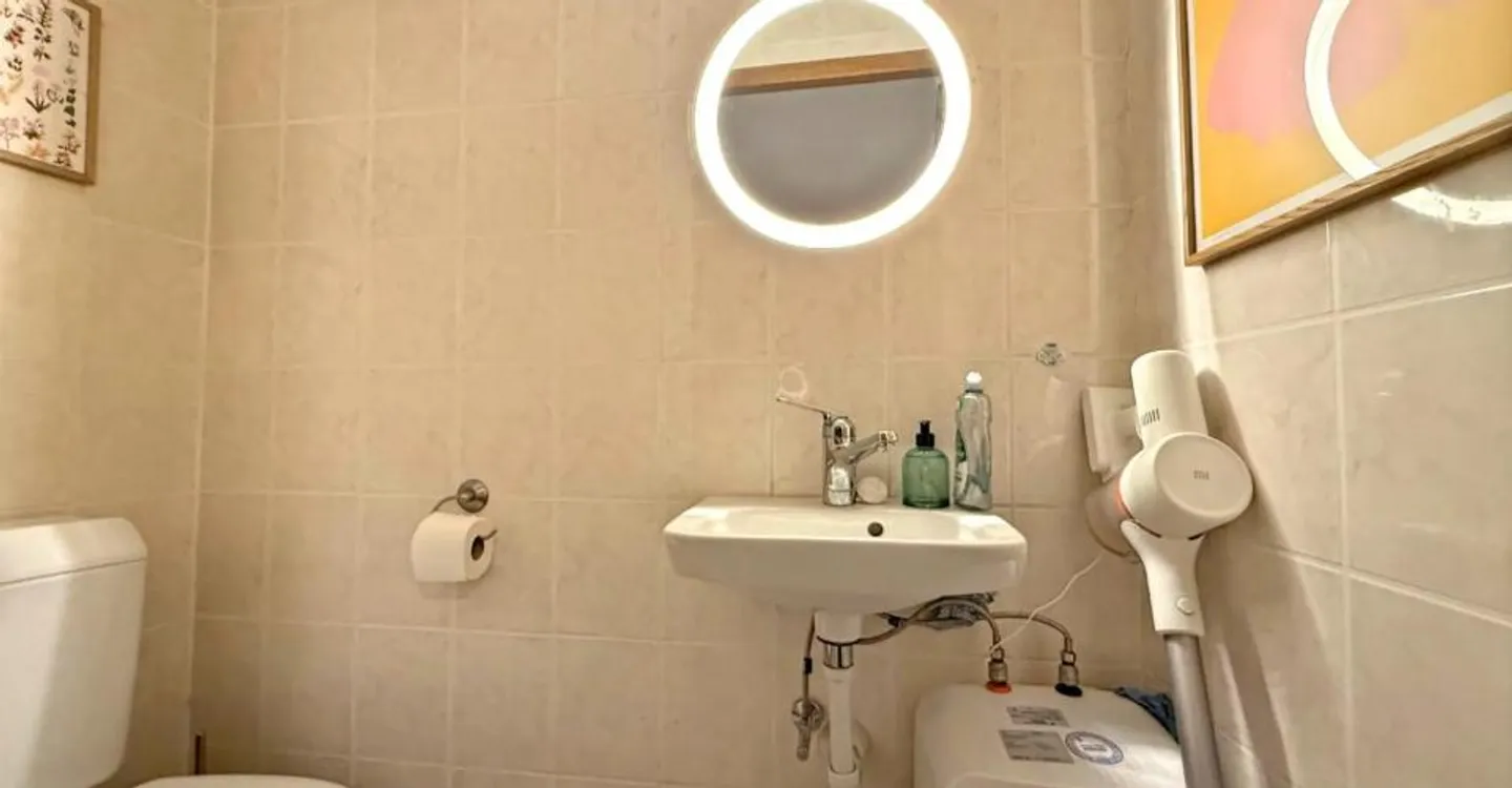 Spazio Commerciale a Crans - Foto 1 di 6