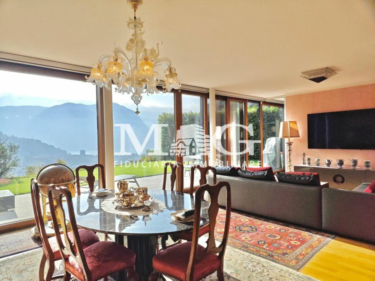 Lugano: Apartment with terrace and garden with lake view, 4.5 rooms - Photo 2 of 19
