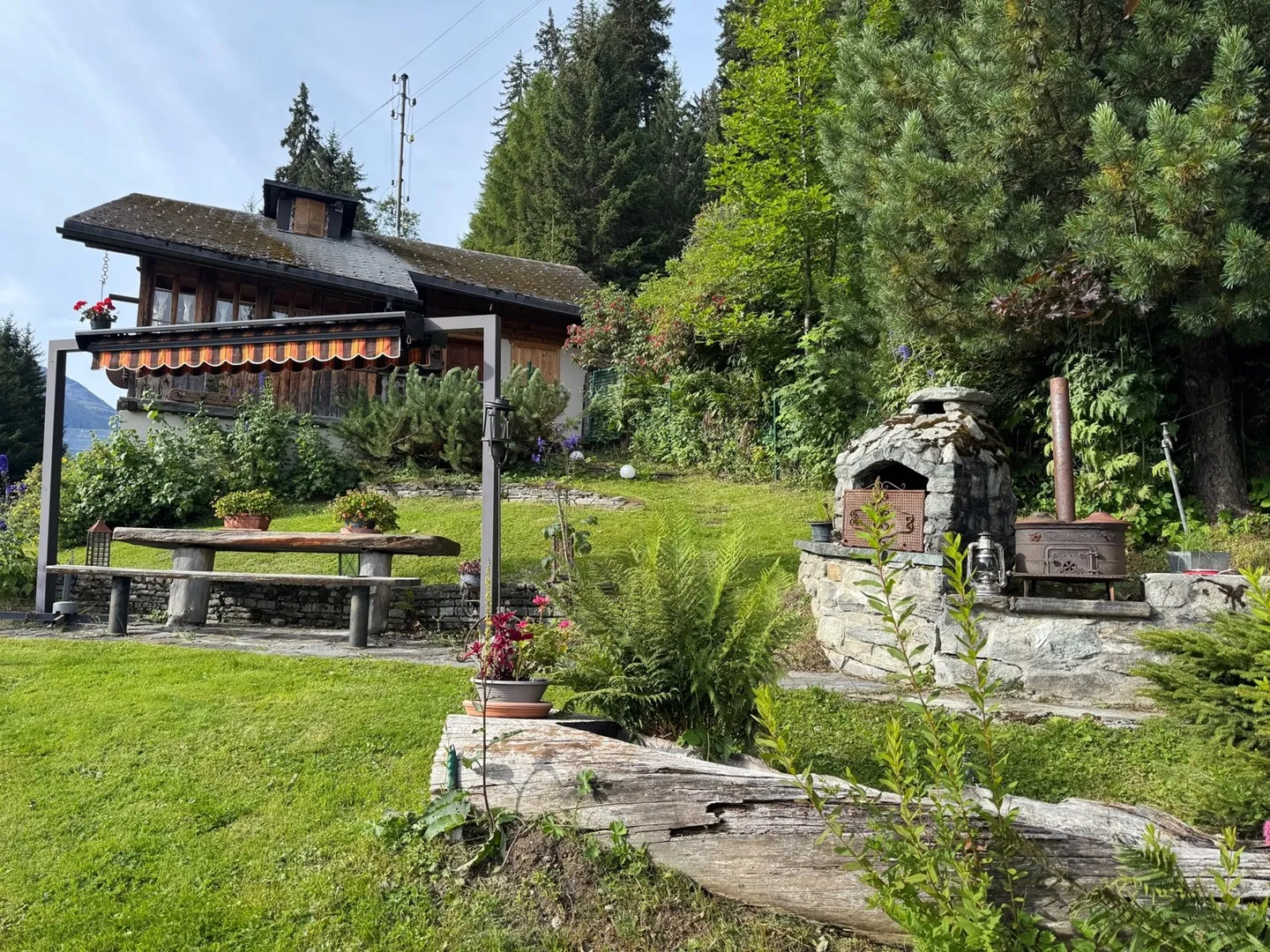 Summer Chalet and its Mazot / La Coûte (Hérémence) / EXCLUSIVITY - Photo 7 of 13