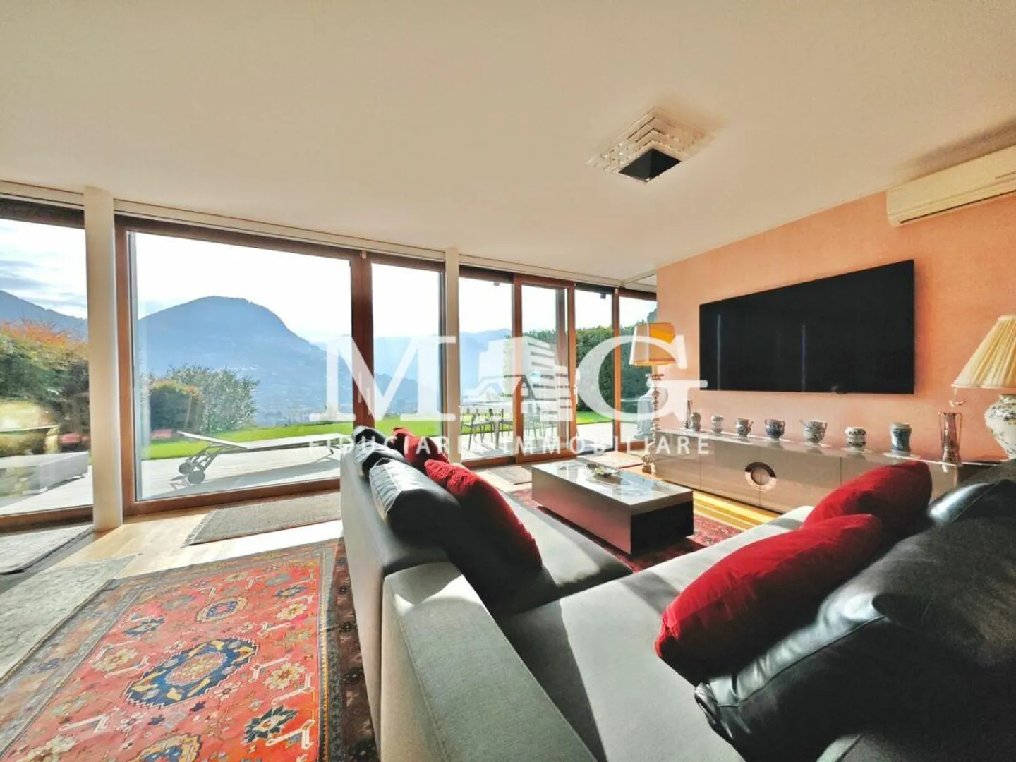 Lugano: Apartment with terrace and garden with lake view, 4.5 rooms - Photo 4 of 19