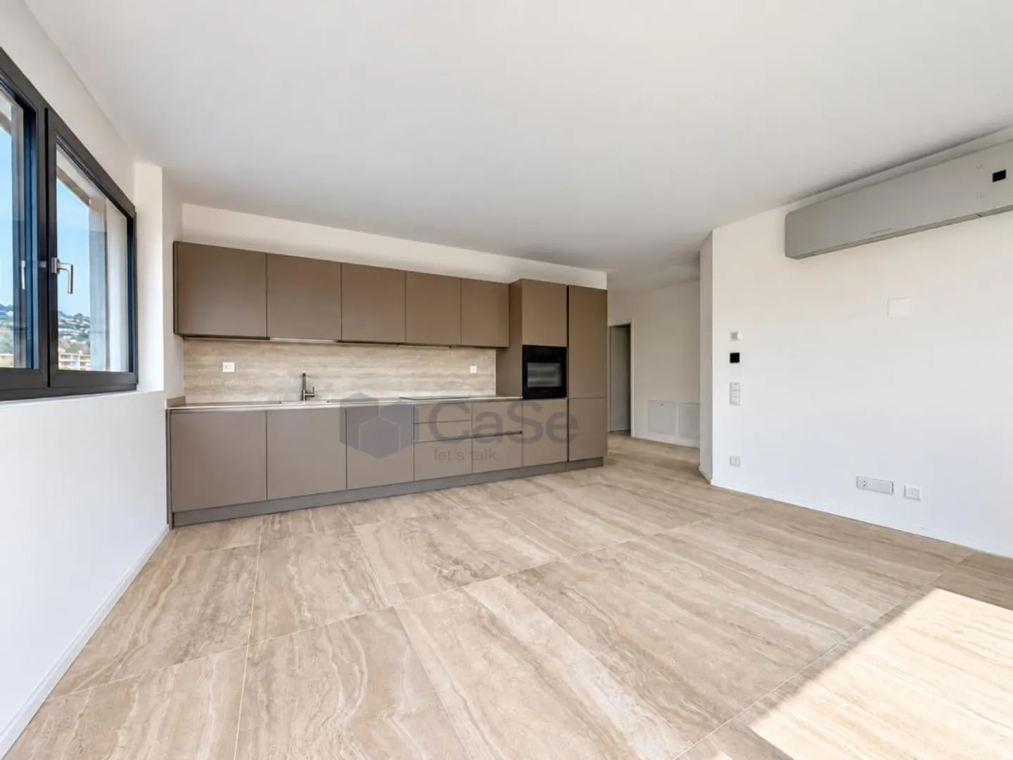 VIGANELLO · DANS UNE NOUVELLE RÉSIDENCE · ÉLÉGANT APPARTEMENT DE 3.5 PIÈCES - Photo 3 sur 12