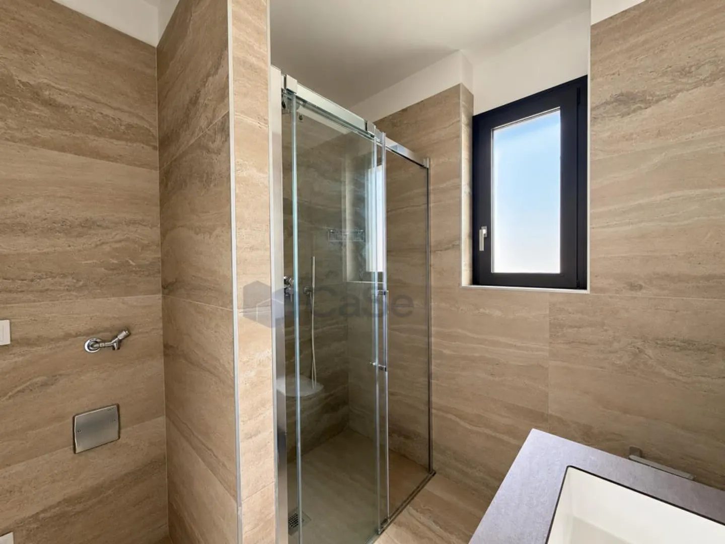 VIGANELLO · DANS UNE NOUVELLE RÉSIDENCE · ÉLÉGANT APPARTEMENT DE 3.5 PIÈCES - Photo 9 sur 12