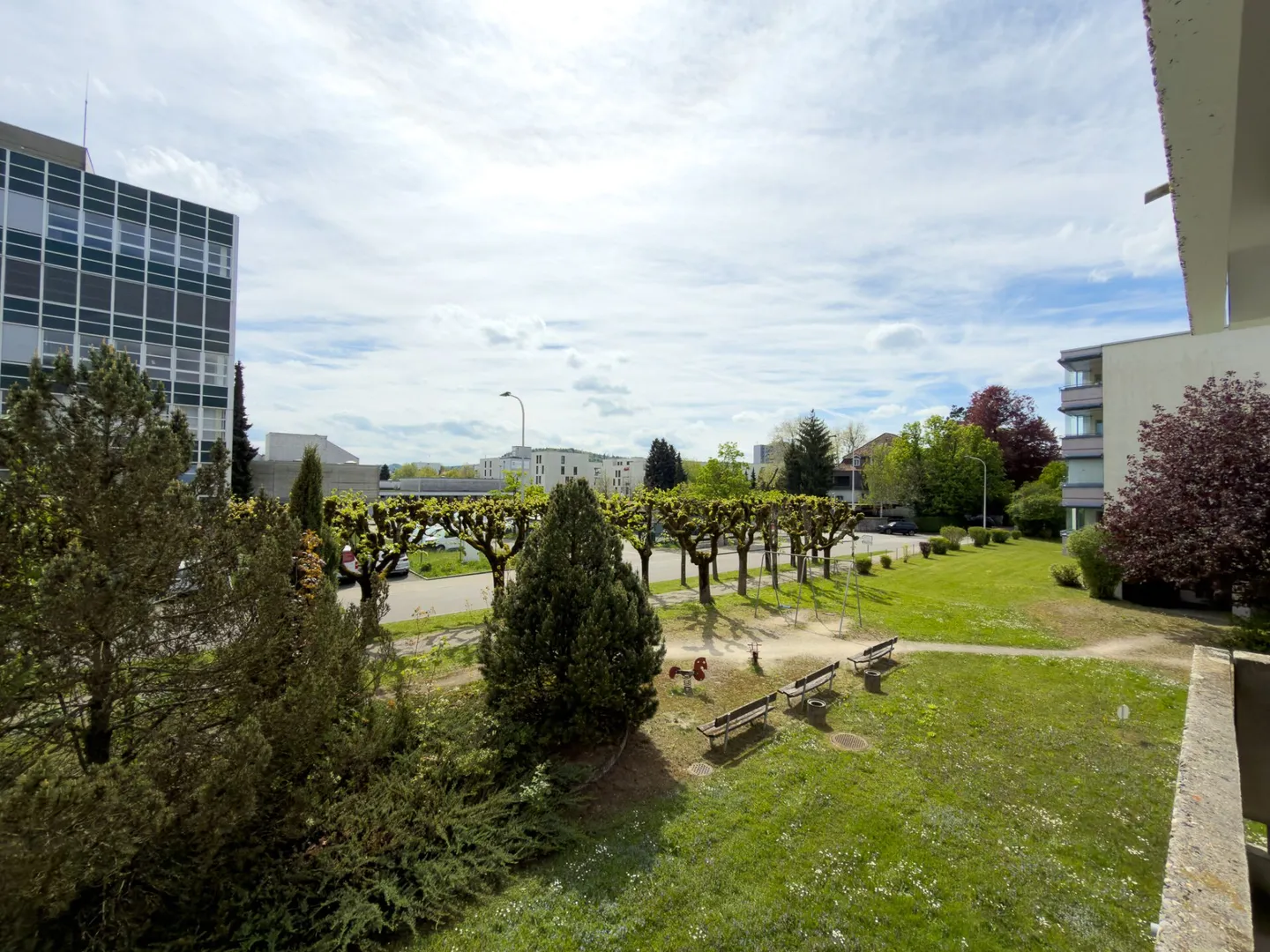 Sunny 3.5-room apartment with great potential in a quiet neighborhood of Zofingen - Photo 5 of 14