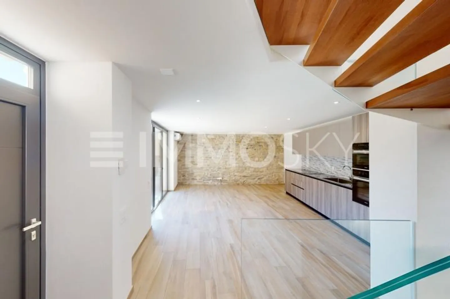 Casa moderna con dettagli unici - Foto 4 di 5