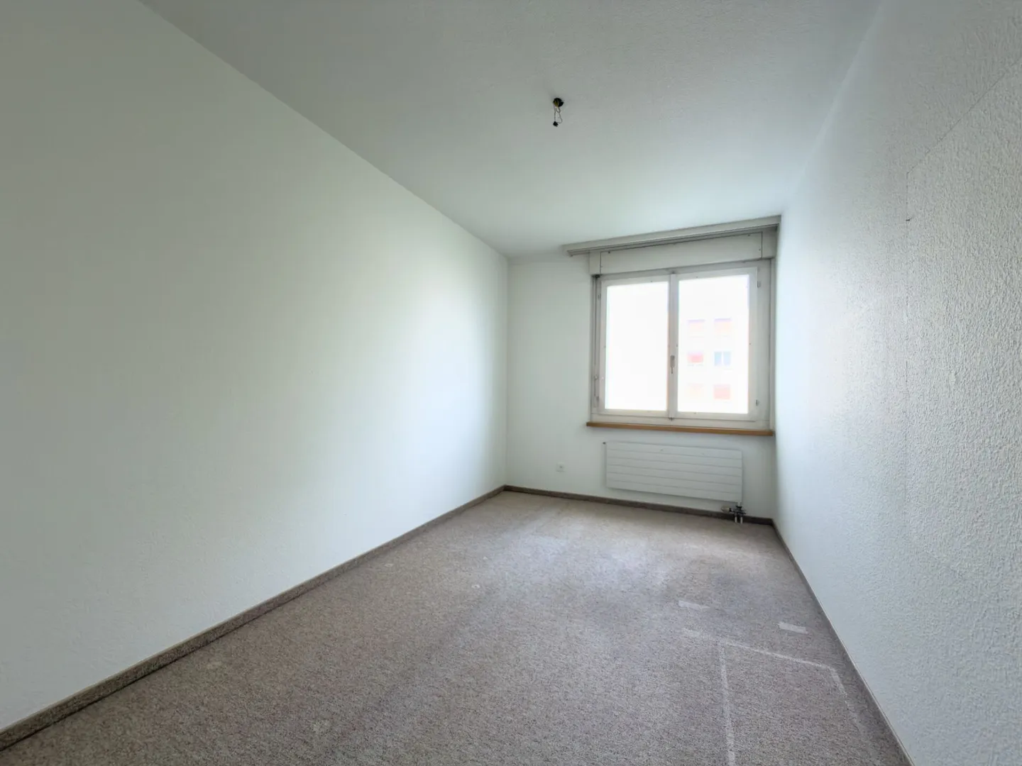 Sunny 3.5-room apartment with great potential in a quiet neighborhood of Zofingen - Photo 10 of 14