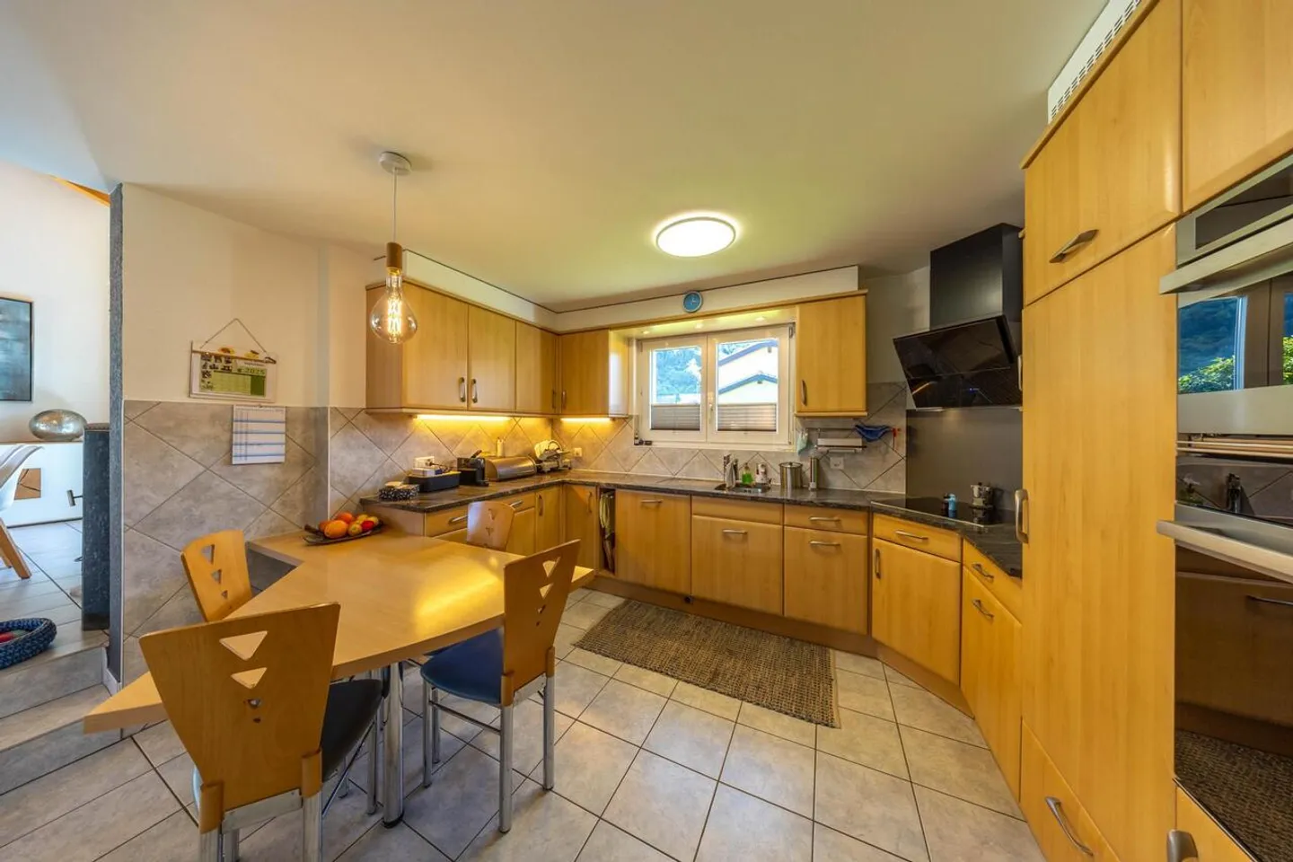 Magnifique maison familiale avec grand jardin - Photo 4 sur 14