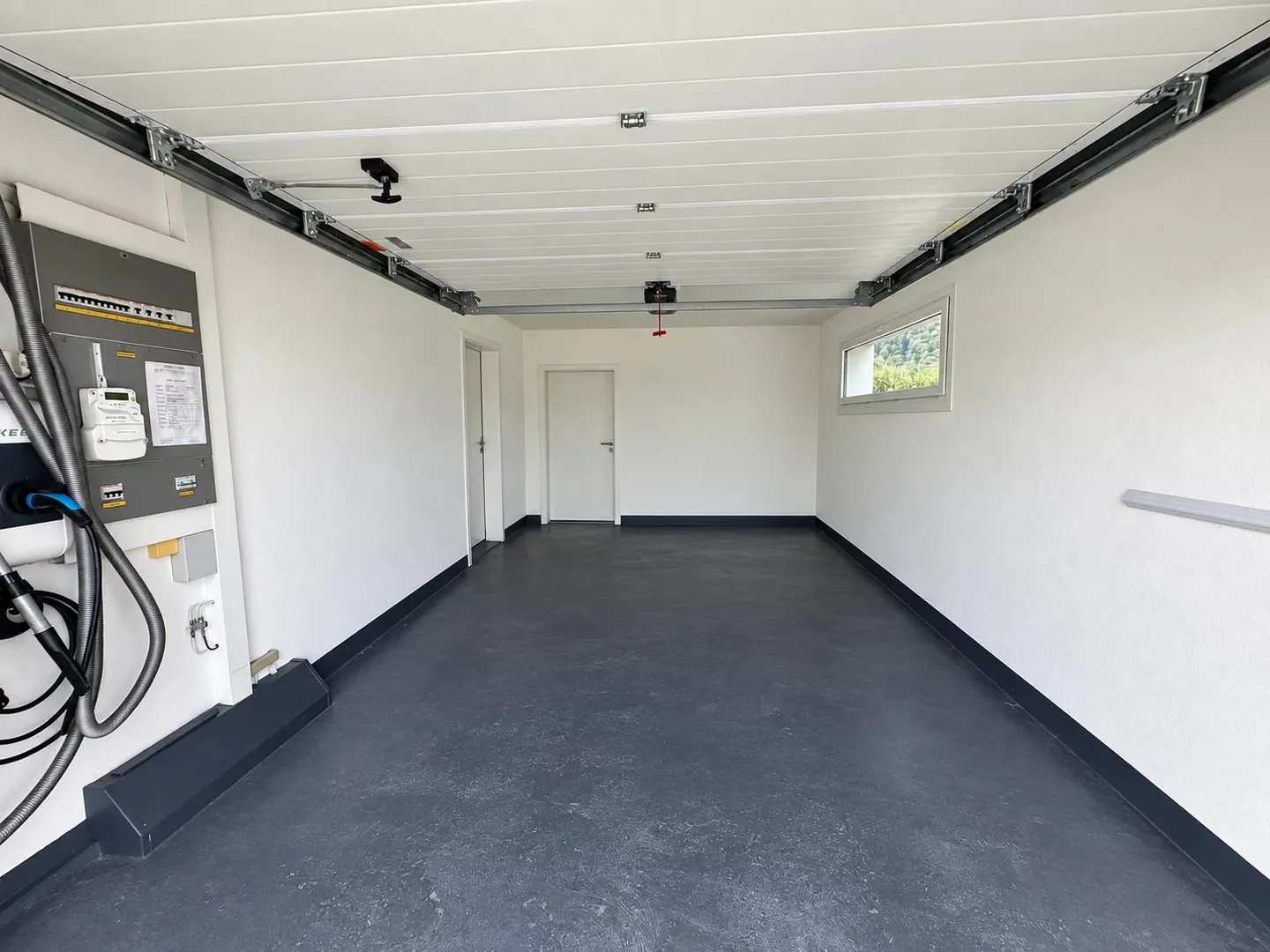 Renovierte Einzelvilla in Collombey-Muraz; Terrasse von über 100 m² und großer Garten - Foto 30 von 34