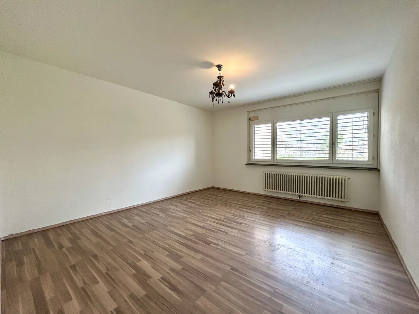 Attraktive 3.5 Zimmer EG Wohnung mit Garten - Foto 5 von 8