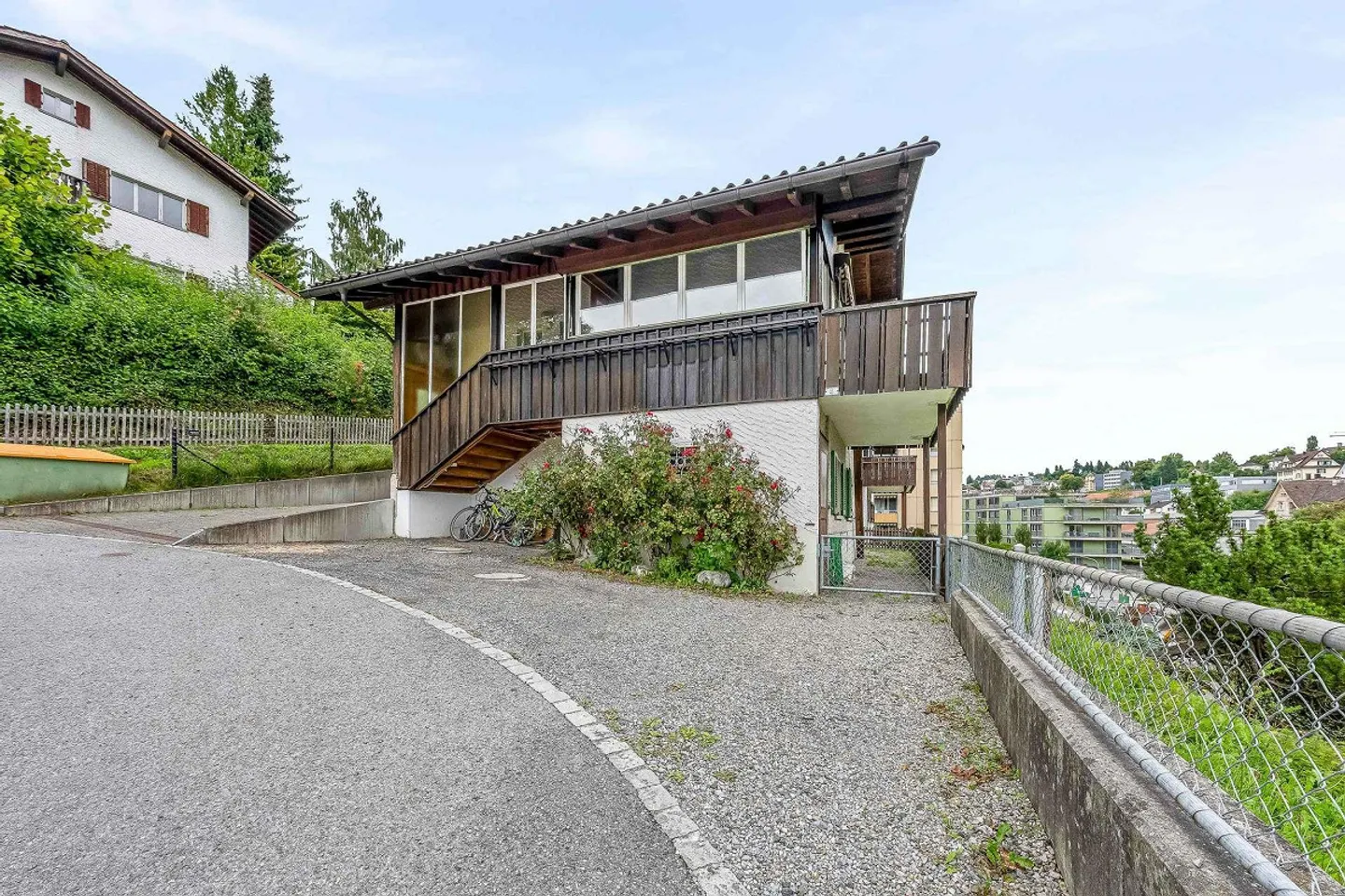 Vivre dans un endroit ensoleillé – Maison individuelle à Herisau - Photo 2 sur 12