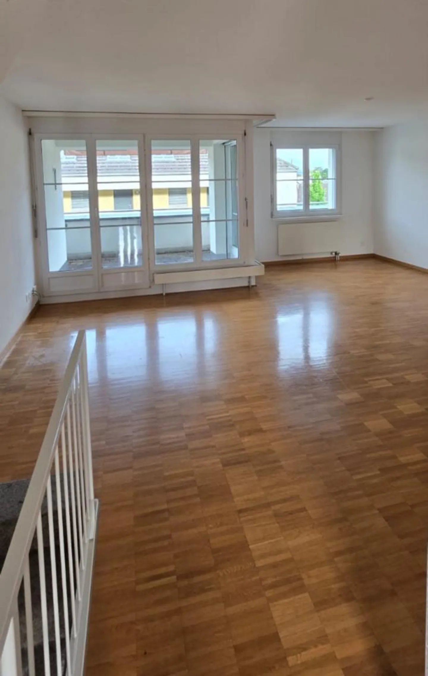 Appartement 5 1/2 pièces sur 3 étages cherche locataire ! - Photo 5 sur 11