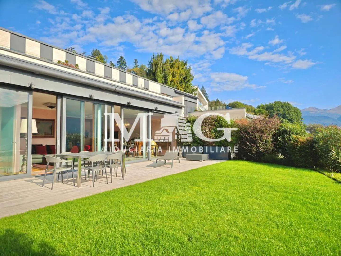 Lugano: Apartment with terrace and garden with lake view, 4.5 rooms - Photo 14 of 19