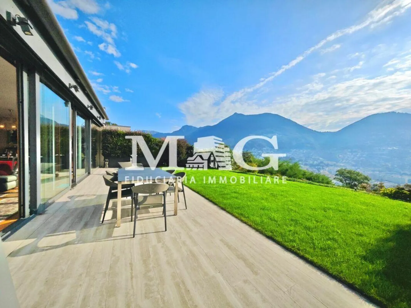 Lugano: Apartment with terrace and garden with lake view, 4.5 rooms - Photo 15 of 19
