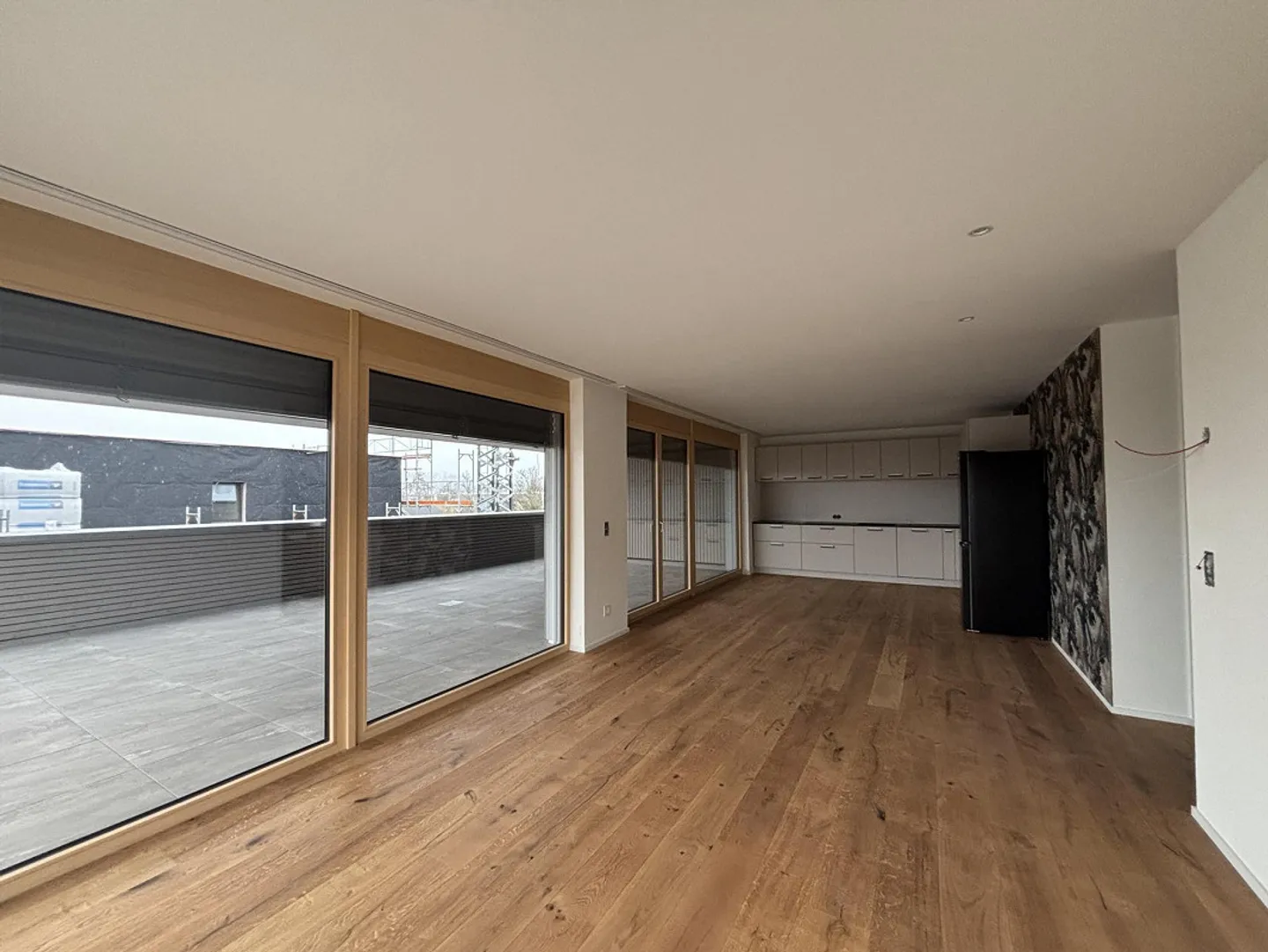 Moderne 5.5 Zimmer Wohnung - Foto 3 von 6