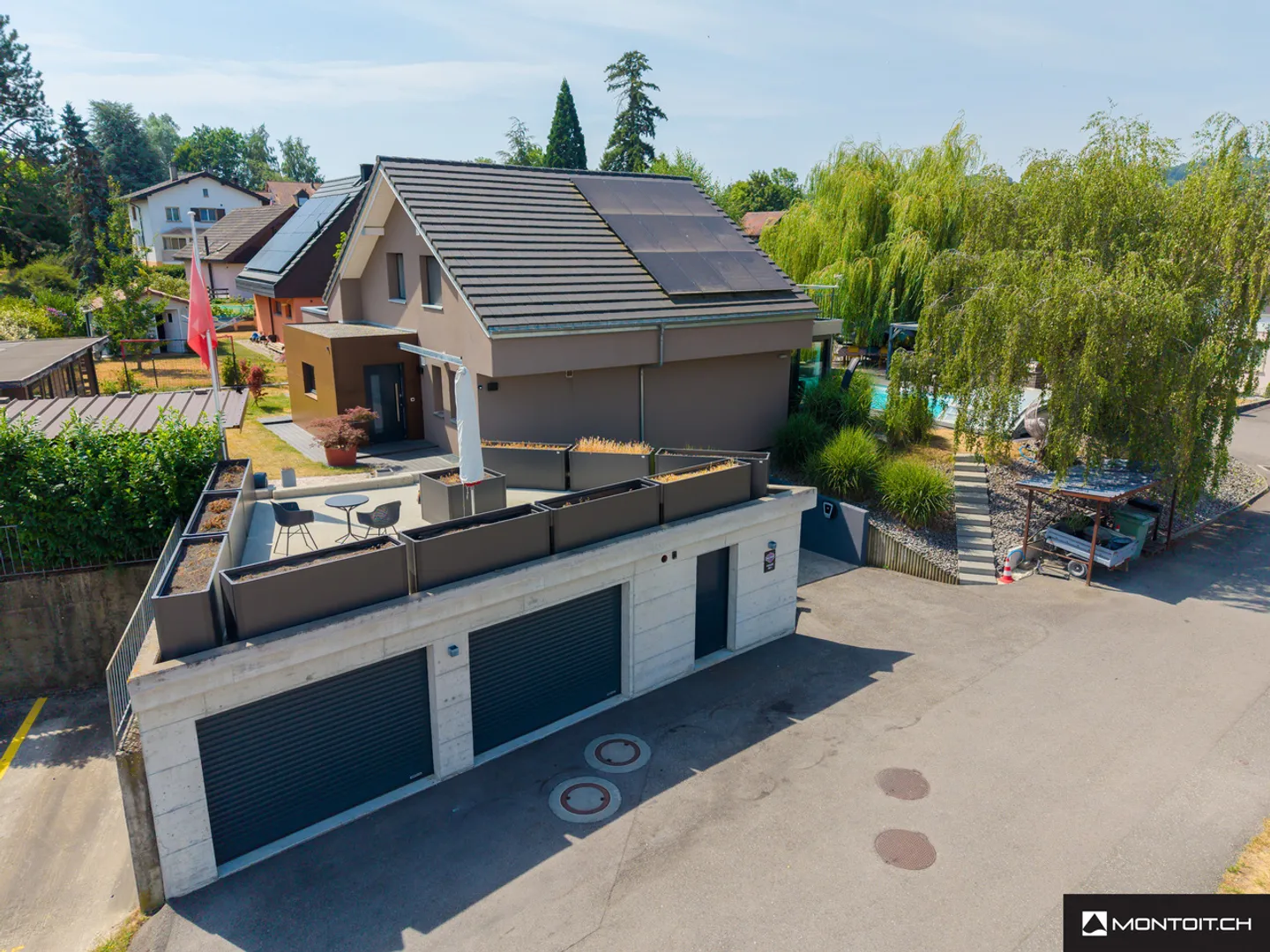 Villa moderne avec vue sur le lac - Photo 3 sur 12