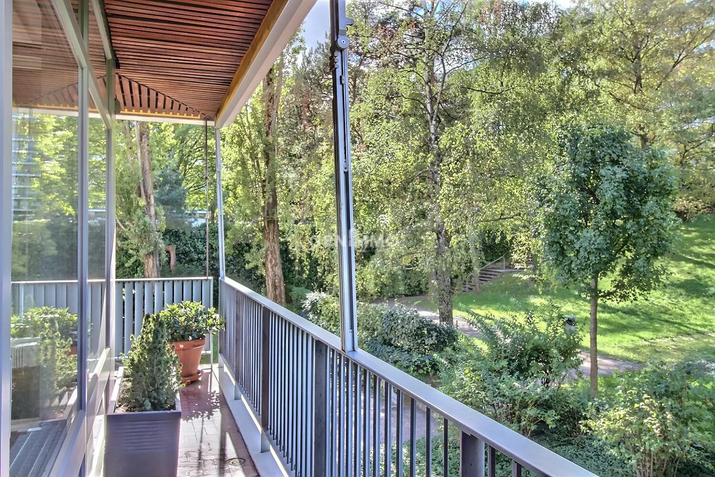 Luxuswohnung Nahe Internationaler Organisationen - Foto 7 von 7
