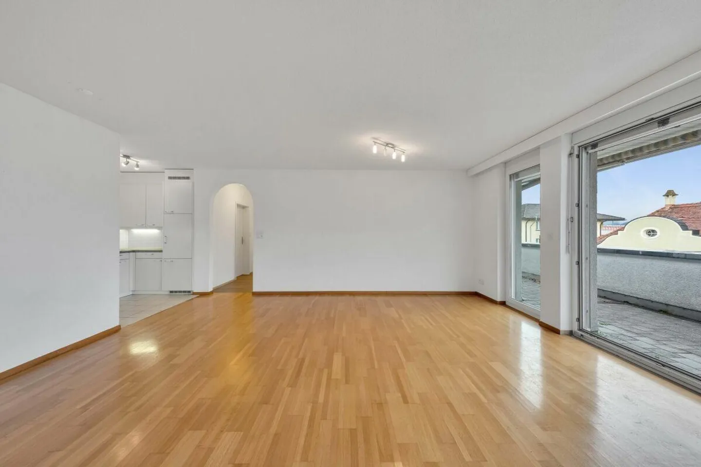 Appartement en attique de 2,5 pièces - Photo 5 sur 10