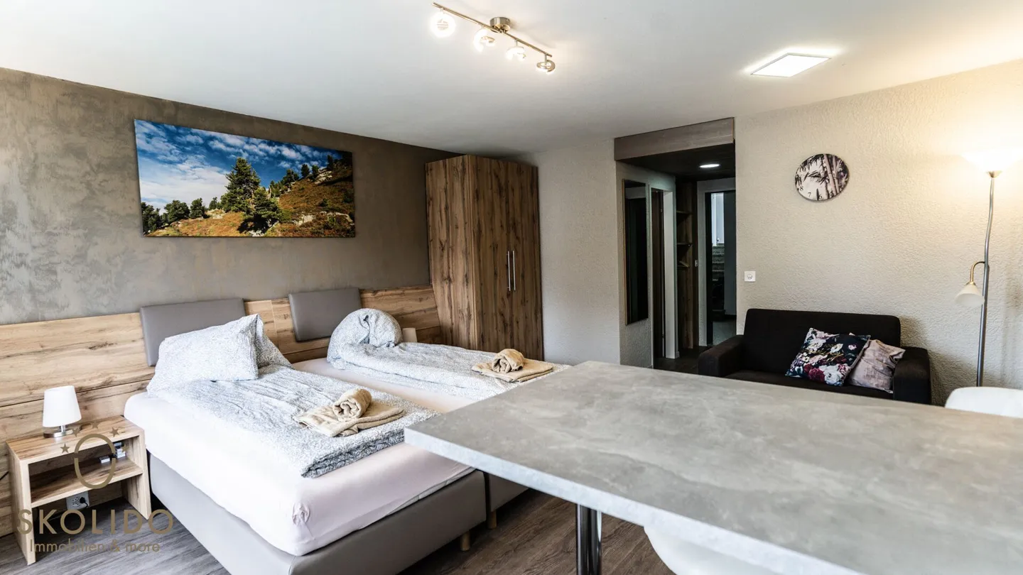 Modern Studio Apartment in Central Location with Panoramic View - Photo 7 of 19