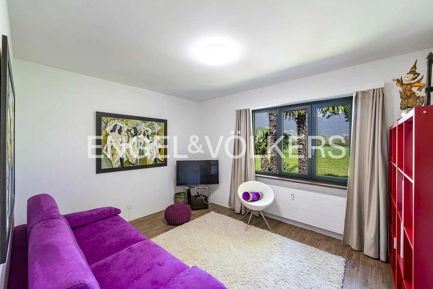 Penthouse with Outdoor Pool (62a) - Photo 6 of 9