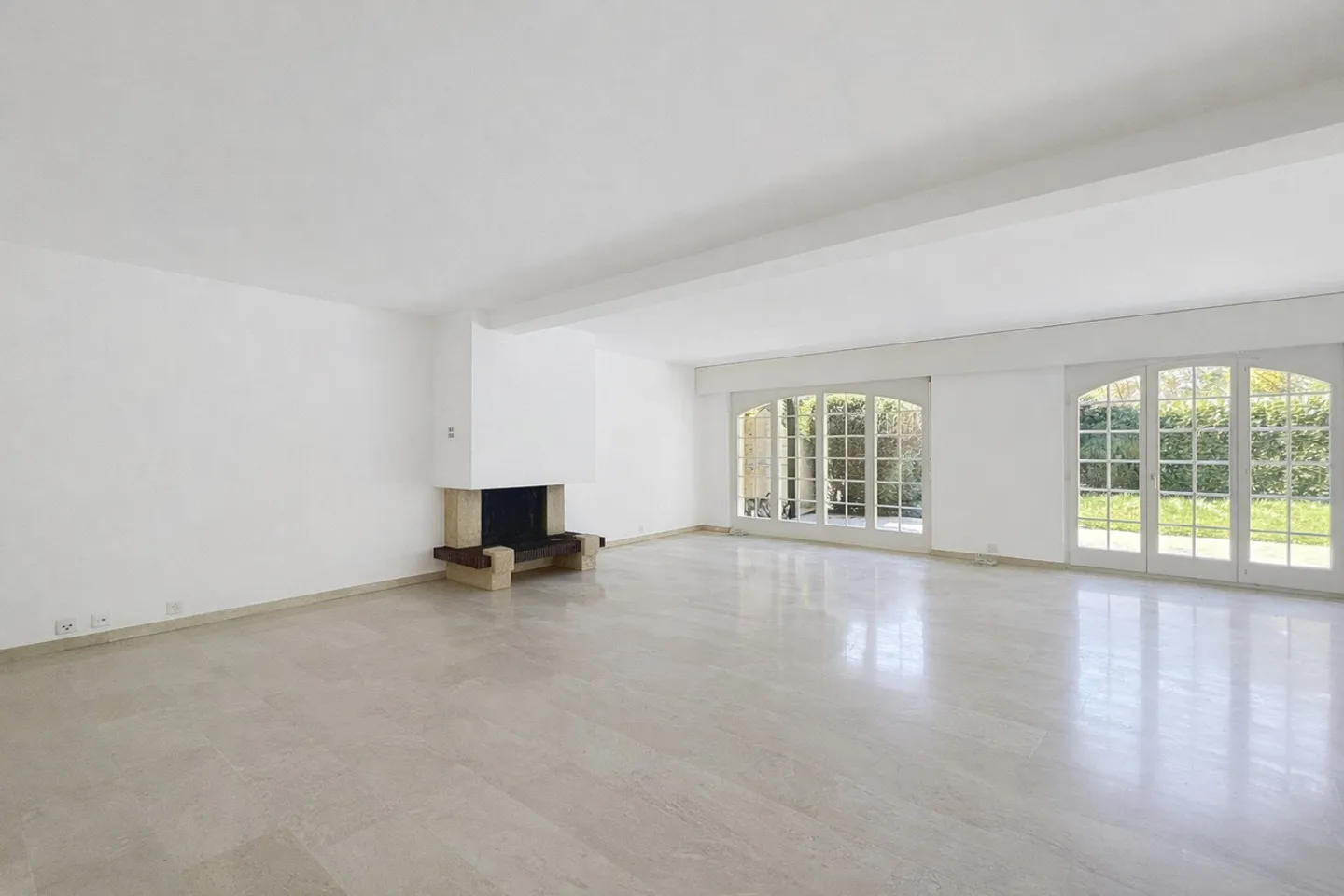 Villa familiare con studio a Hermance vicino al lago - Foto 4 di 15