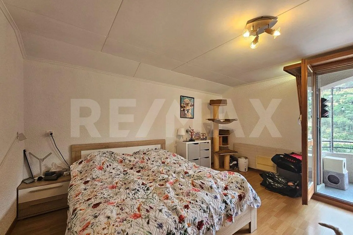 Cozy 4.5-room apartment with great view - Photo 4 of 11