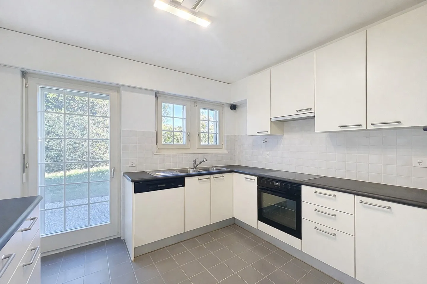 Villa familiare con studio a Hermance vicino al lago - Foto 6 di 15