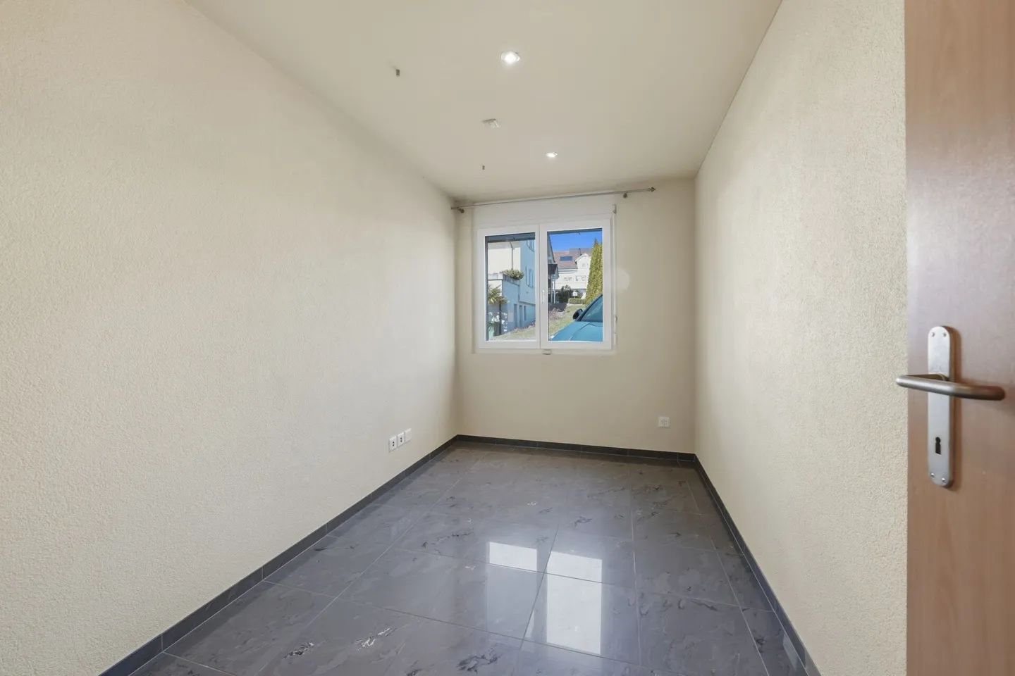Living with Comfort and Space - Detached Family House in Wittenbach - Photo 13 of 32