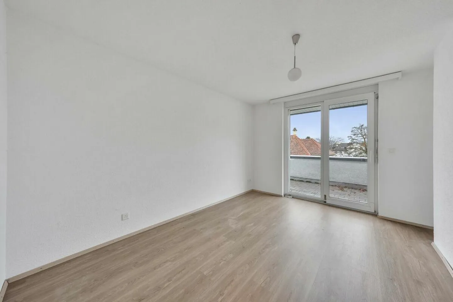 Appartement en attique de 2,5 pièces - Photo 9 sur 10