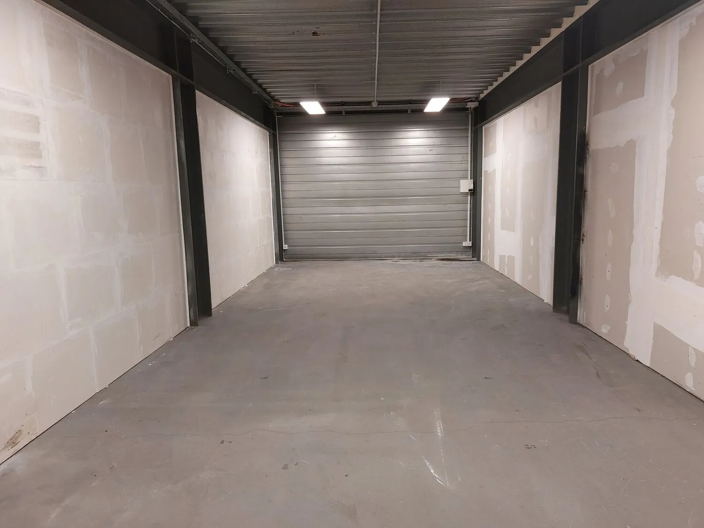 Mischgenutztes Gebäude mieten - Foto 2 von 2